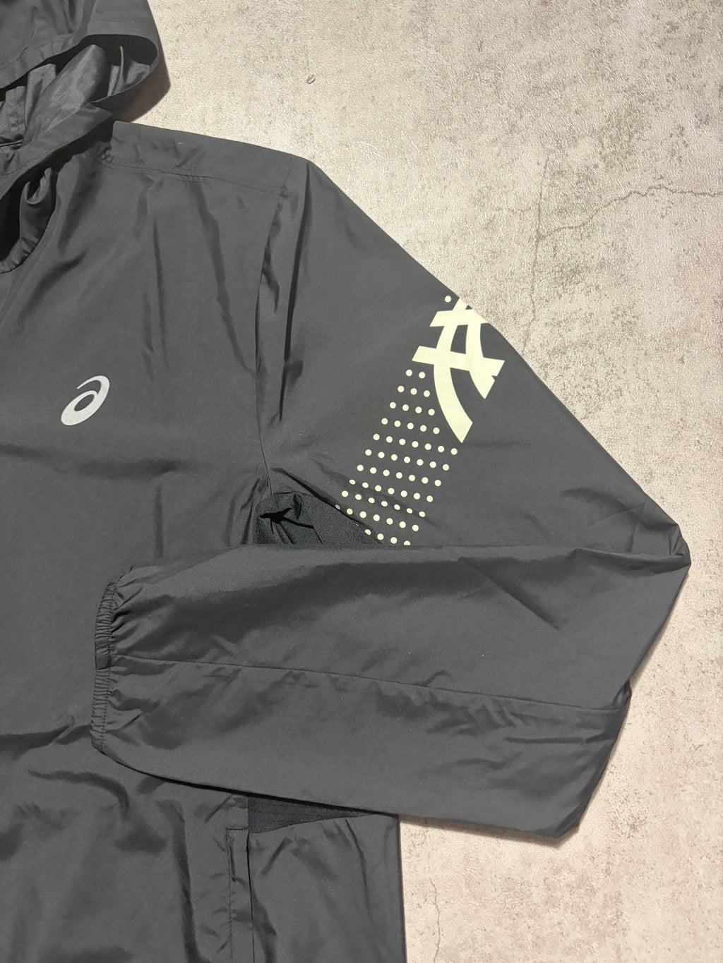 Asics Icon Windbreaker Black