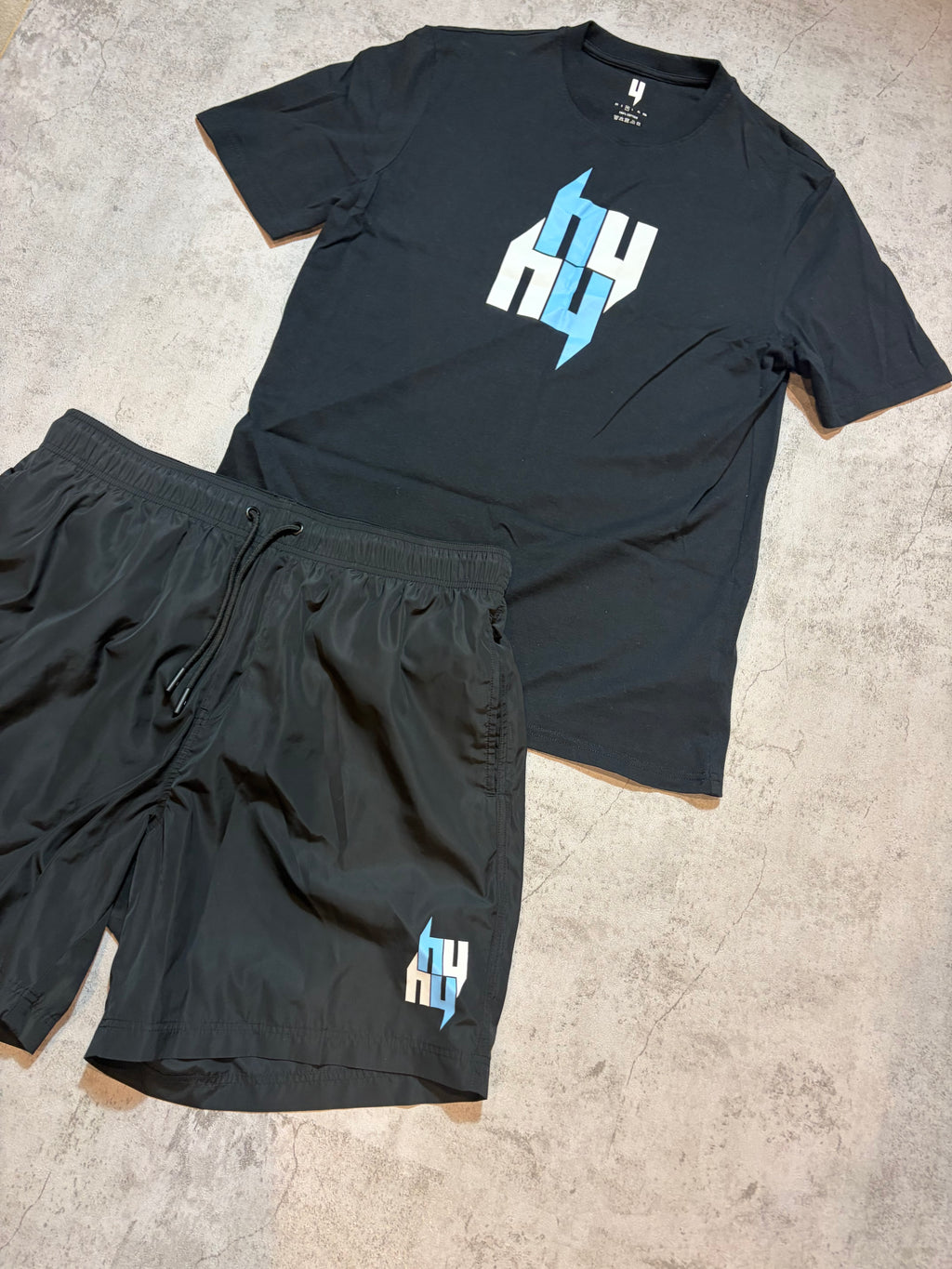 Yelir World Swim Shorts Set