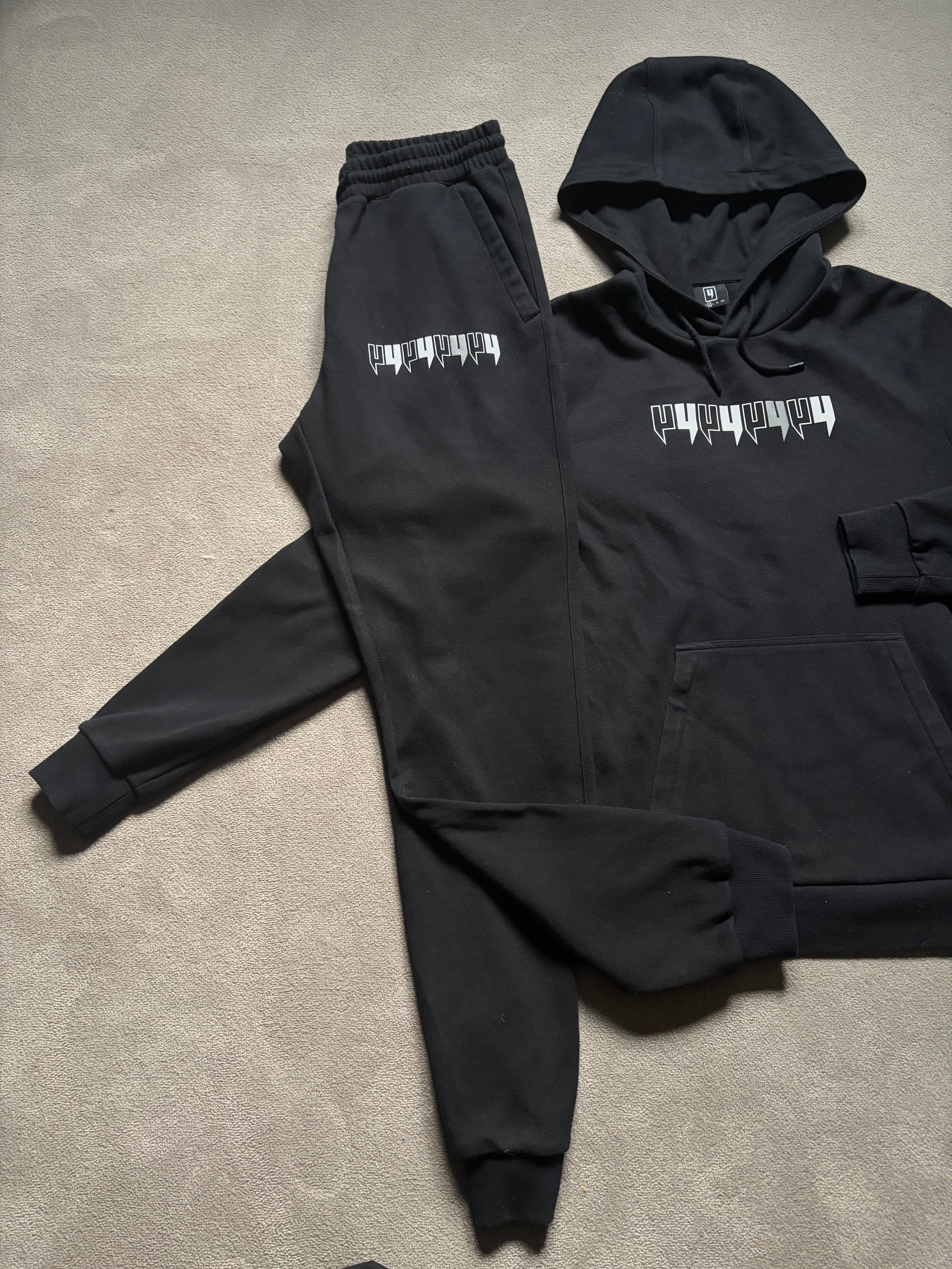Yelir World Reflective Tracksuit “8Y design”