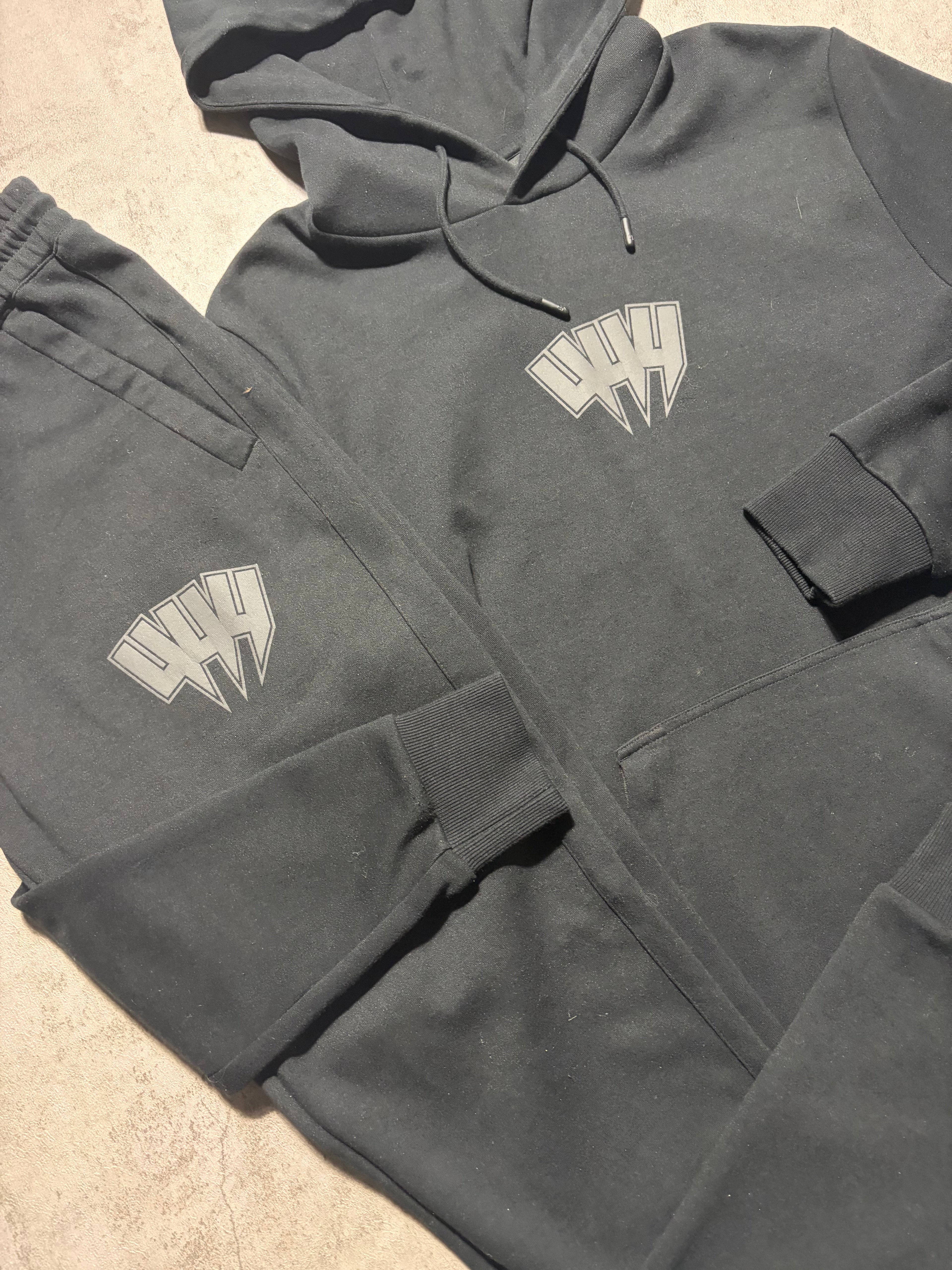 Yelir World Reflective 3Y tracksuit