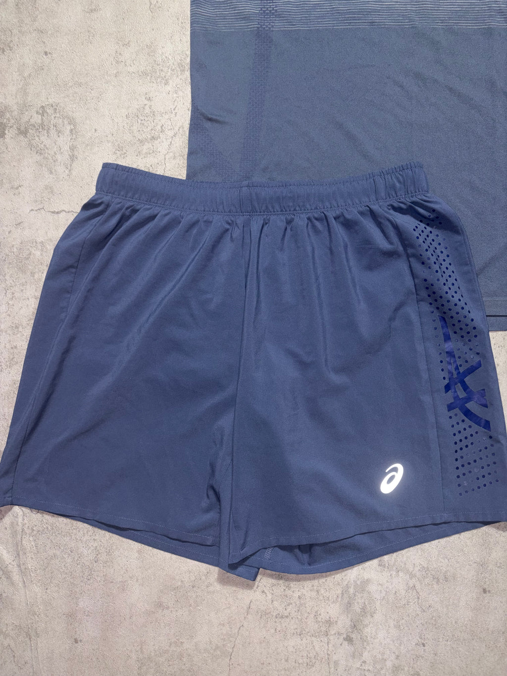 Asics Seamless Thunder Blue Set