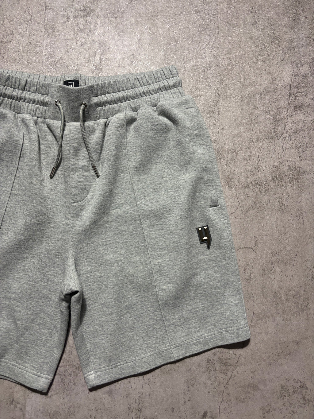 Yelir World Lux Shorts Large
