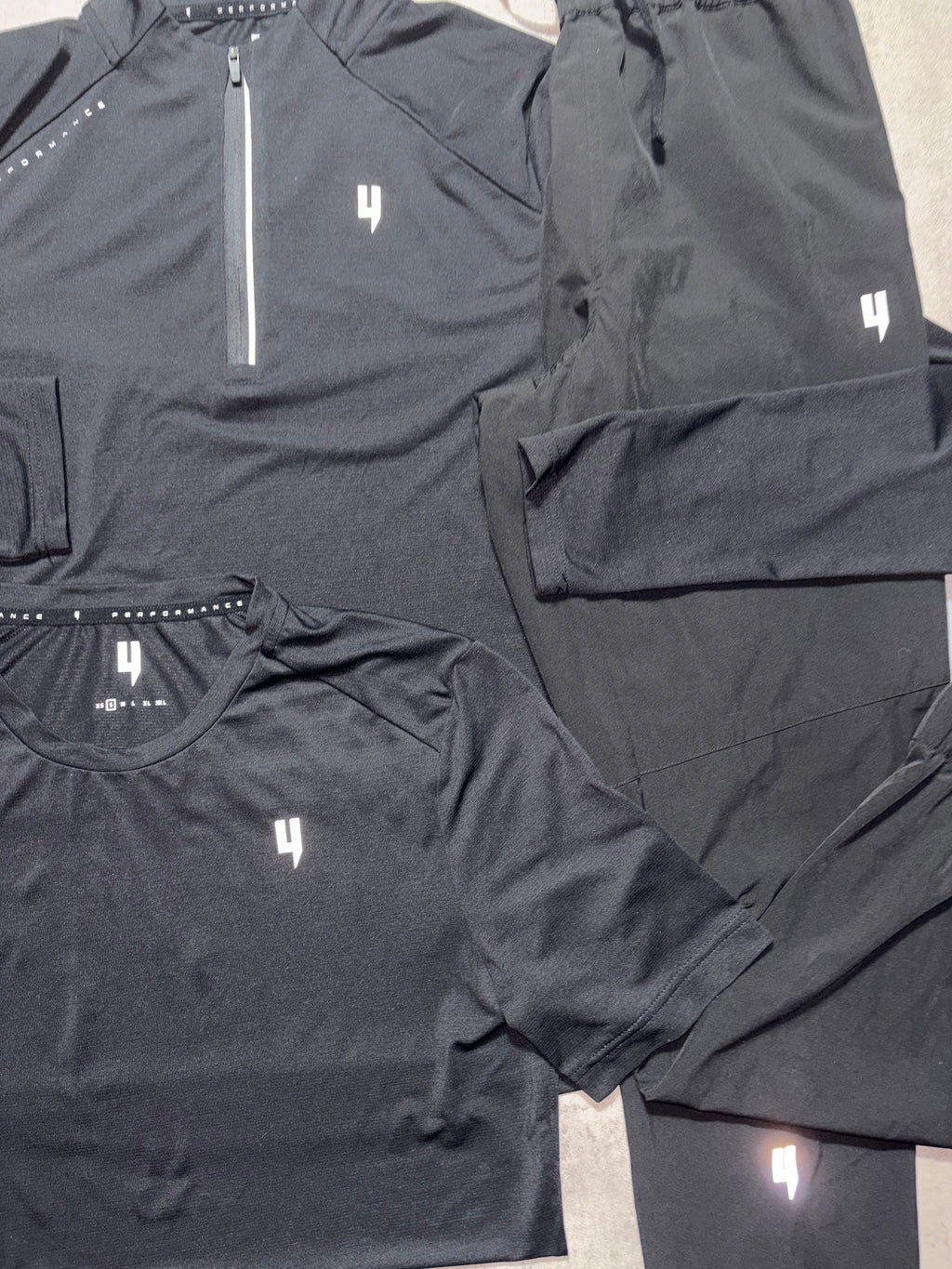 Yelir World Blackout Performance Set Small