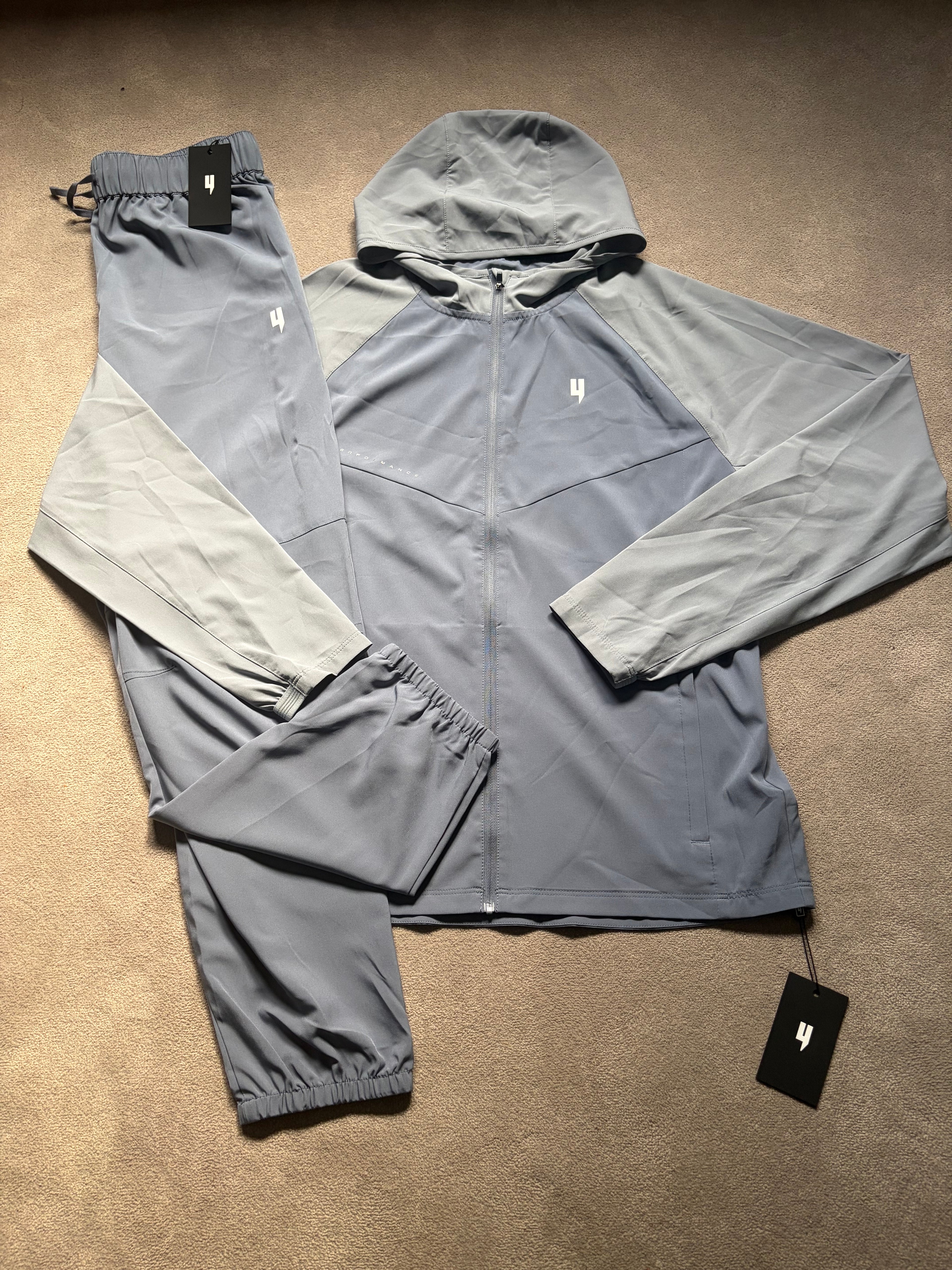 Yelir World Performance Tracksuit