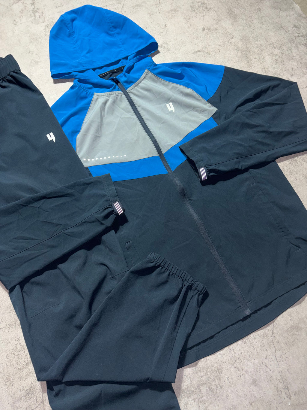 Yelir World Performance Tracksuit