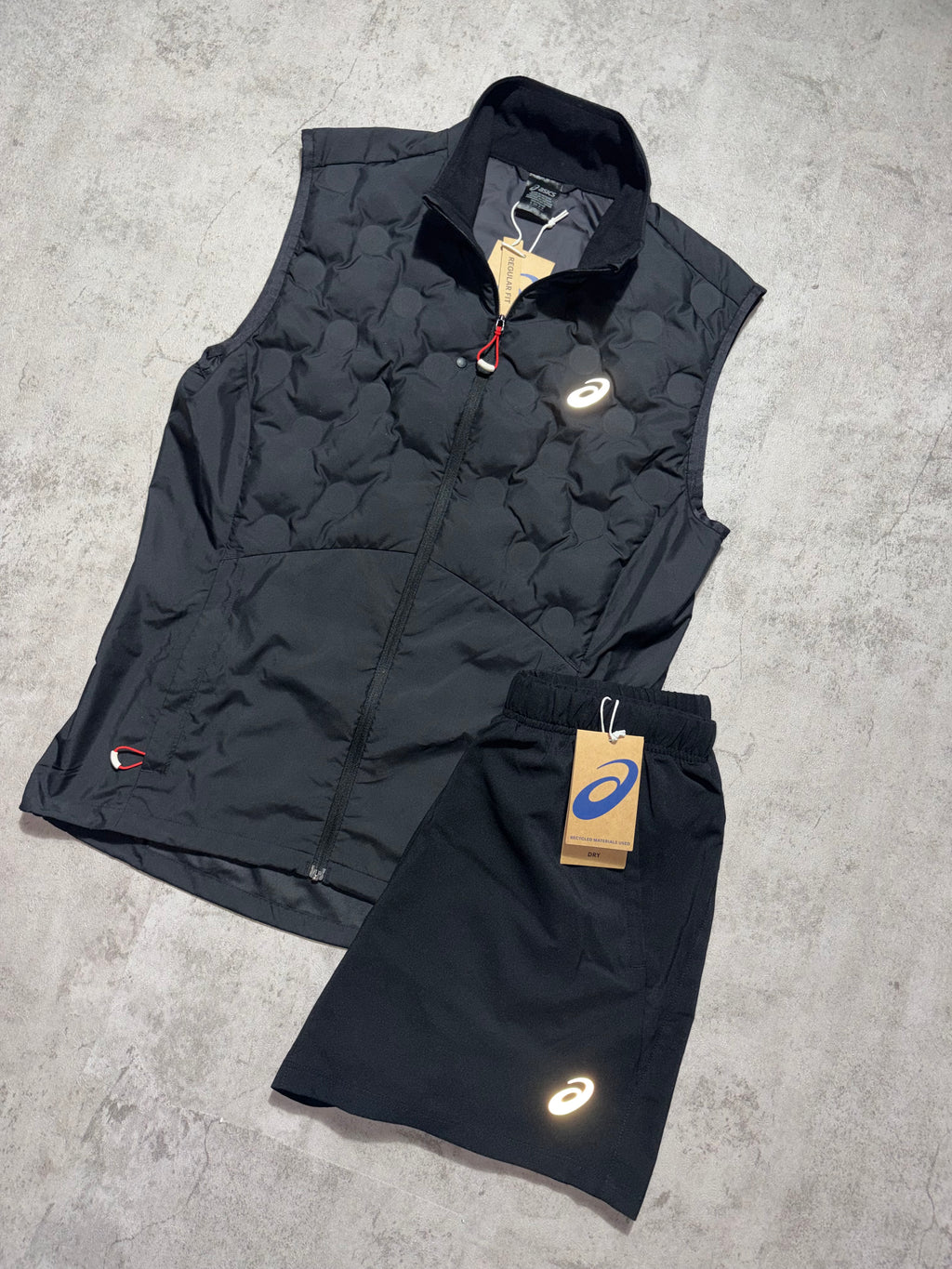 Asics Padded Gilet and Core Shorts