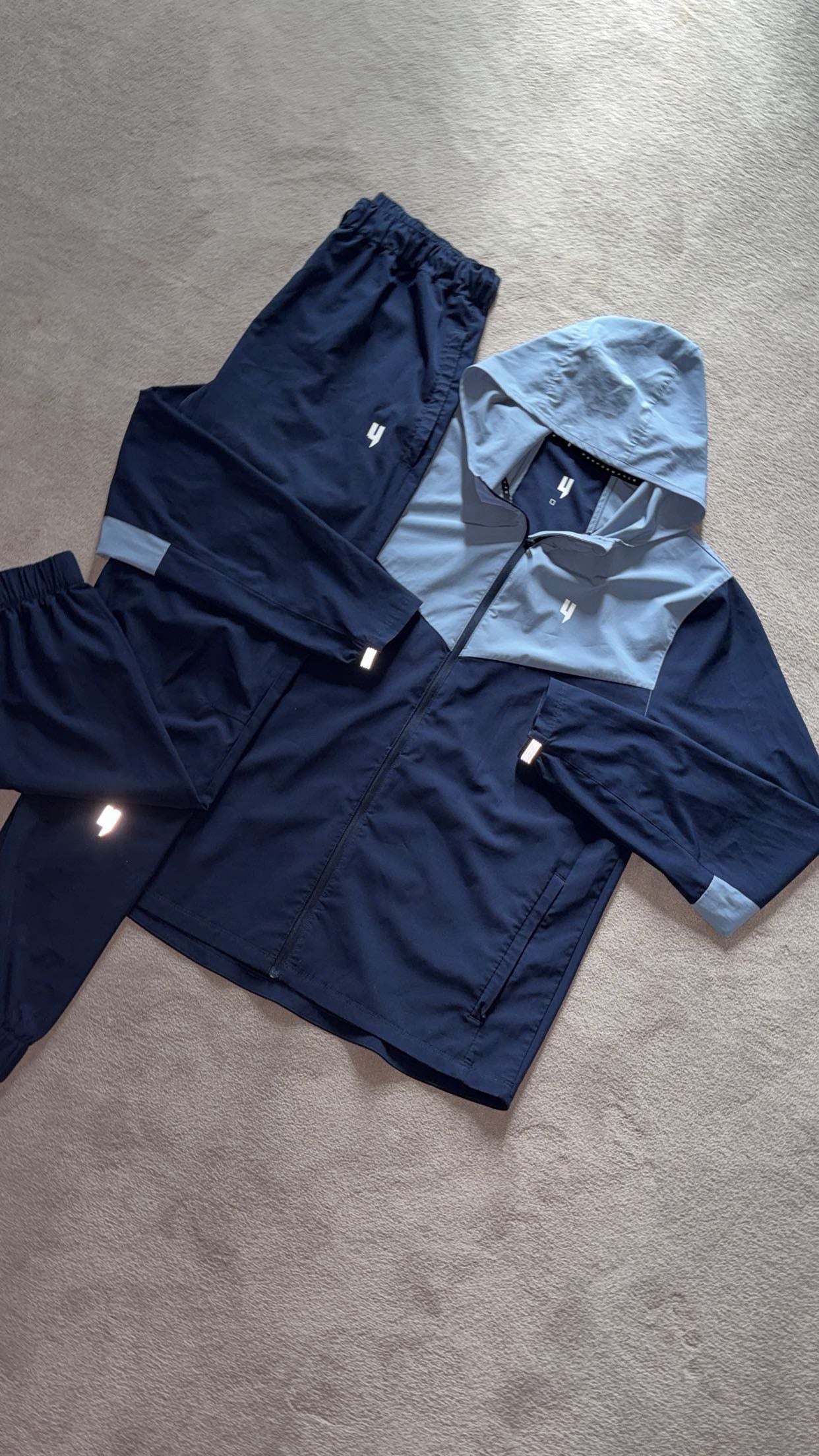 Yelir World Performance Tracksuit