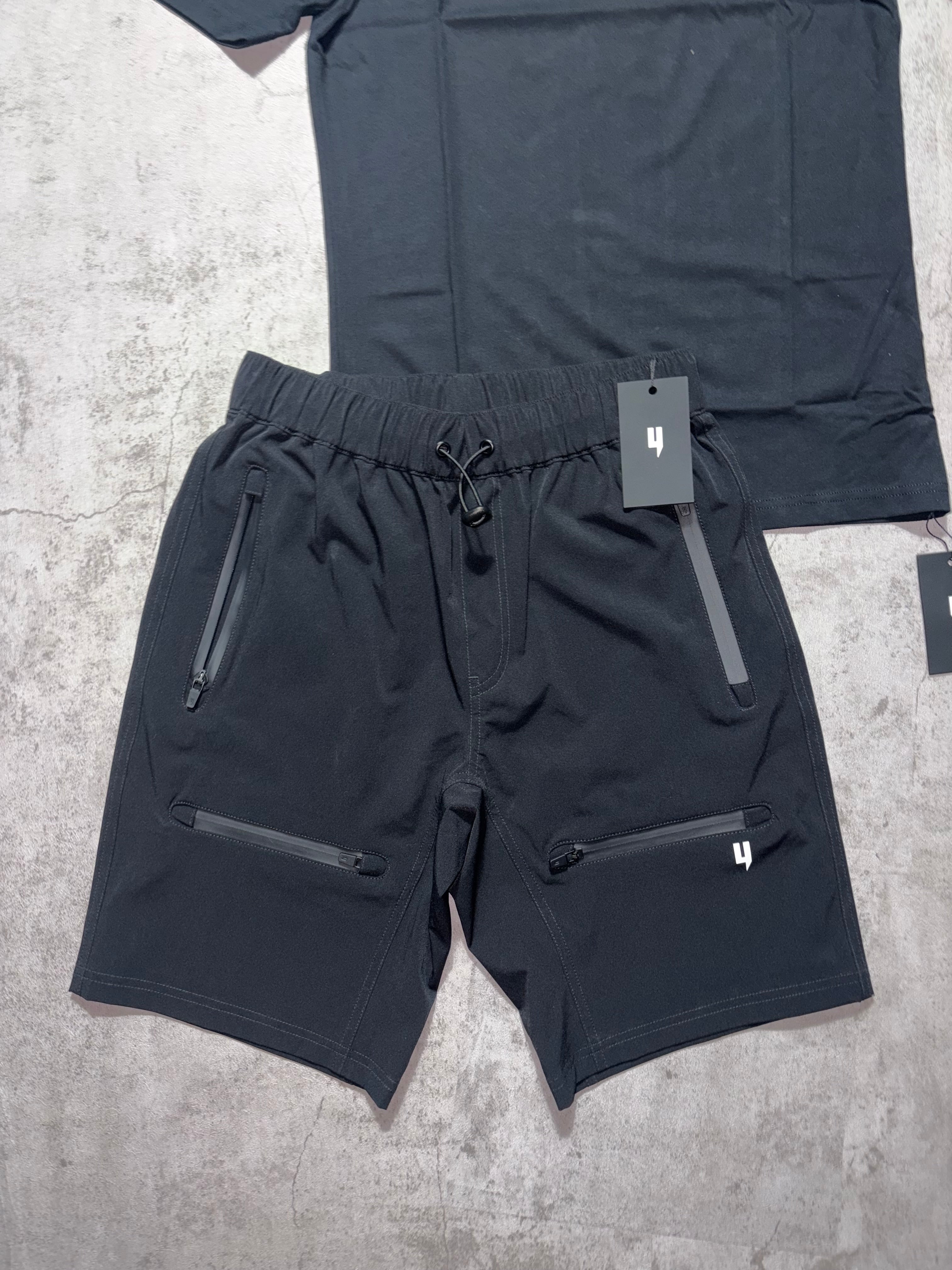 Yelir World Shorts Set