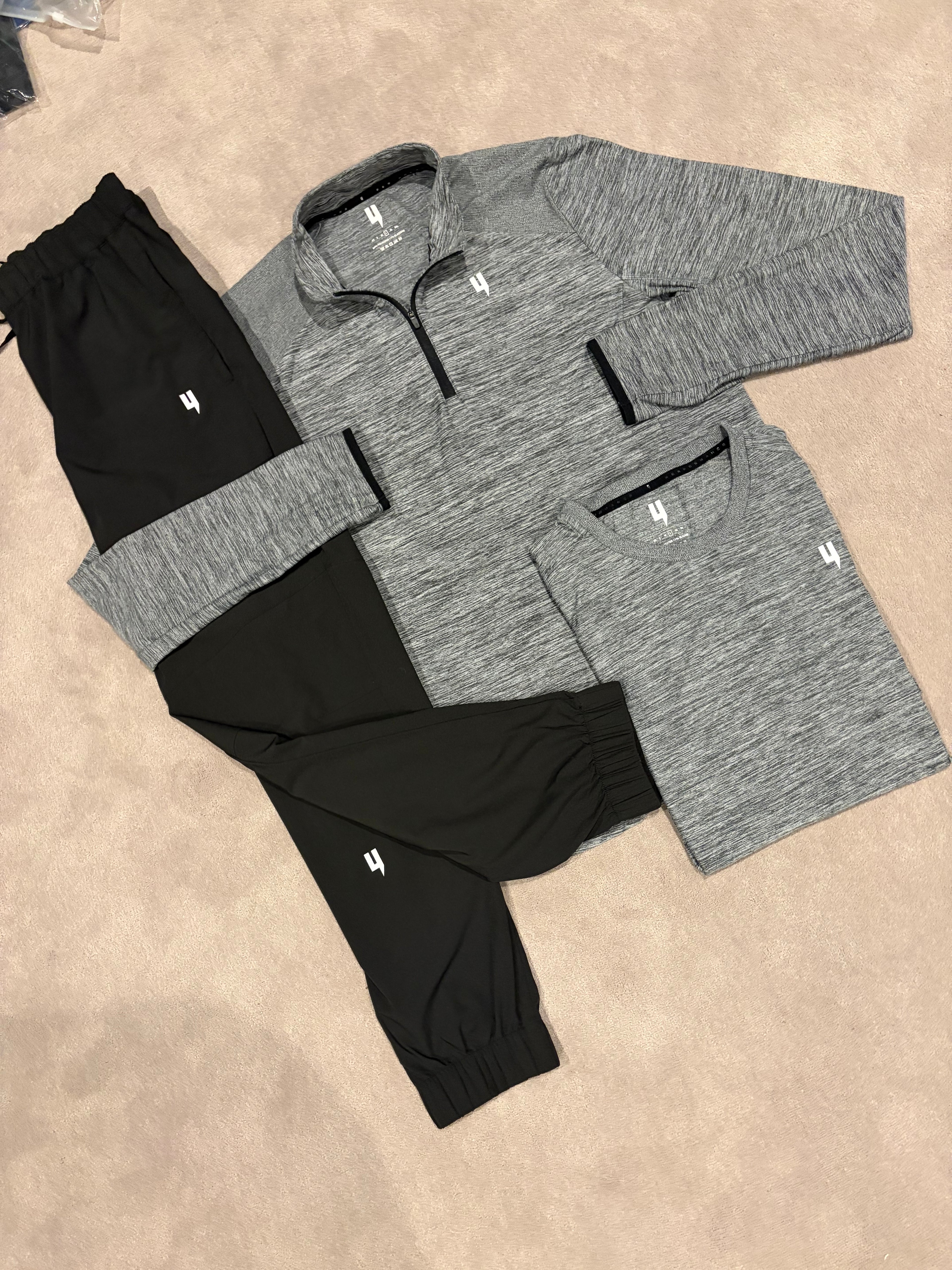 Yelir World 3 Piece Performance Set