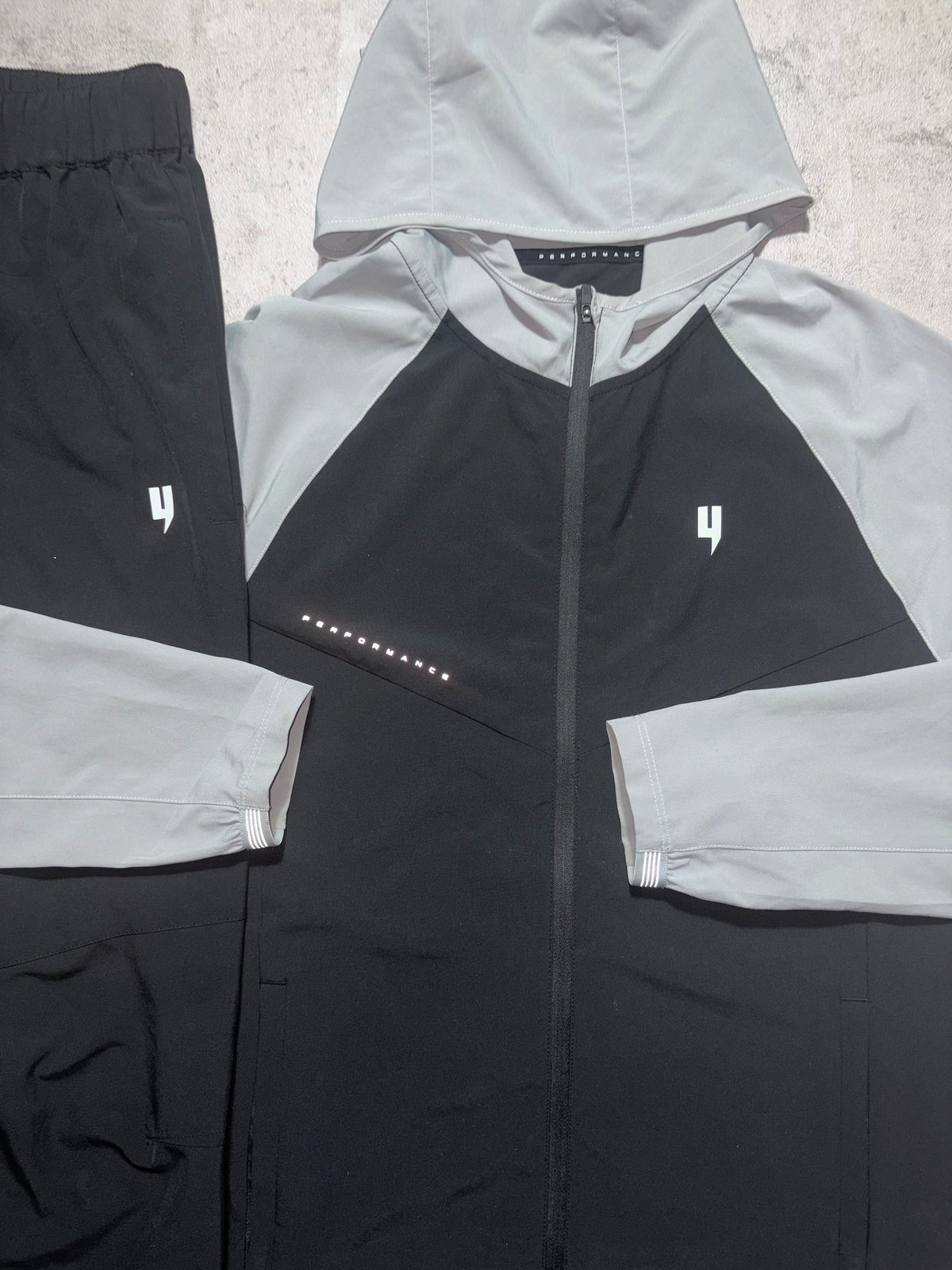 Yelir World Performance Tracksuit Small