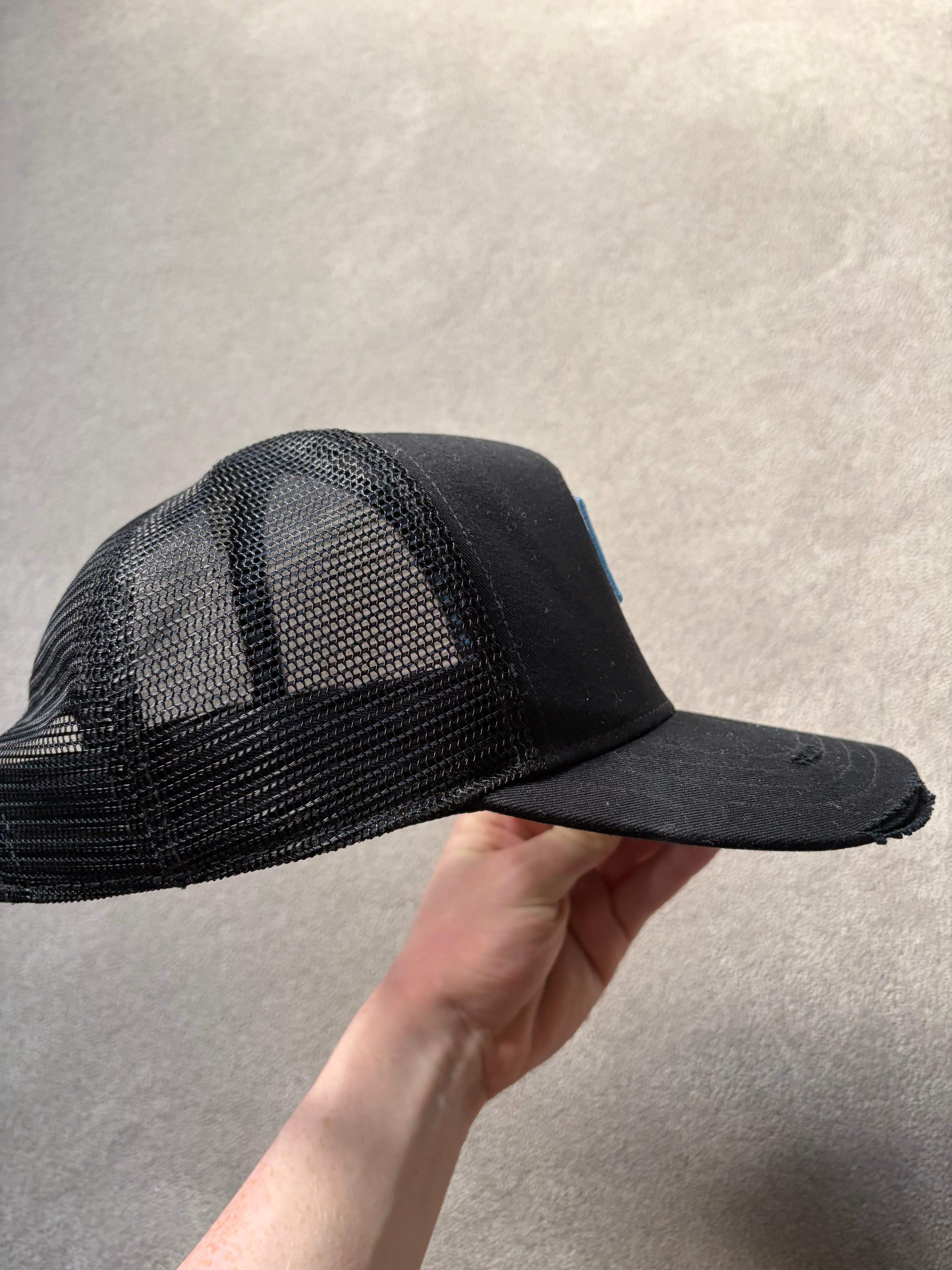 Yelir World Cap
