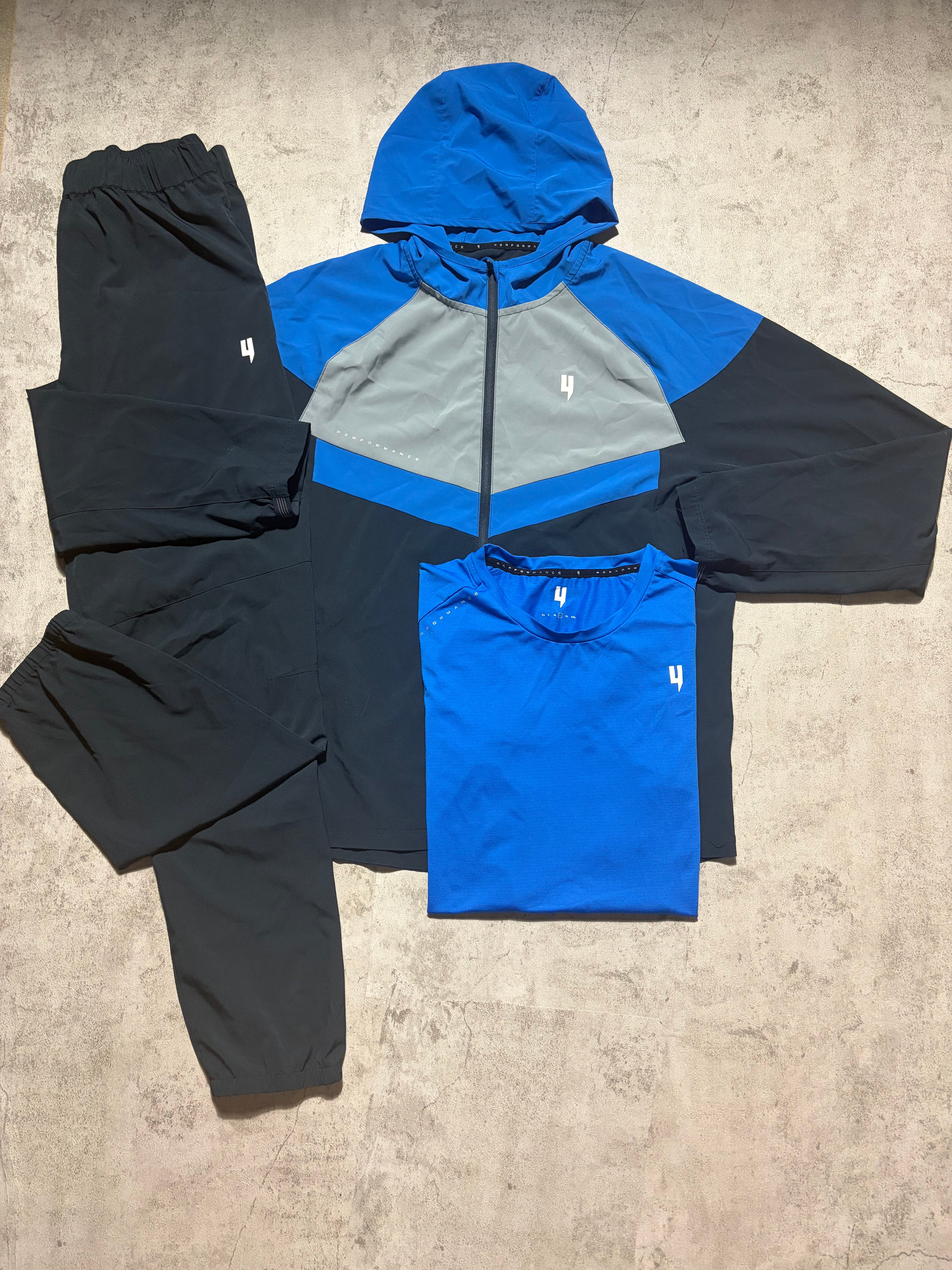 Yelir World 3 Piece Performance Set