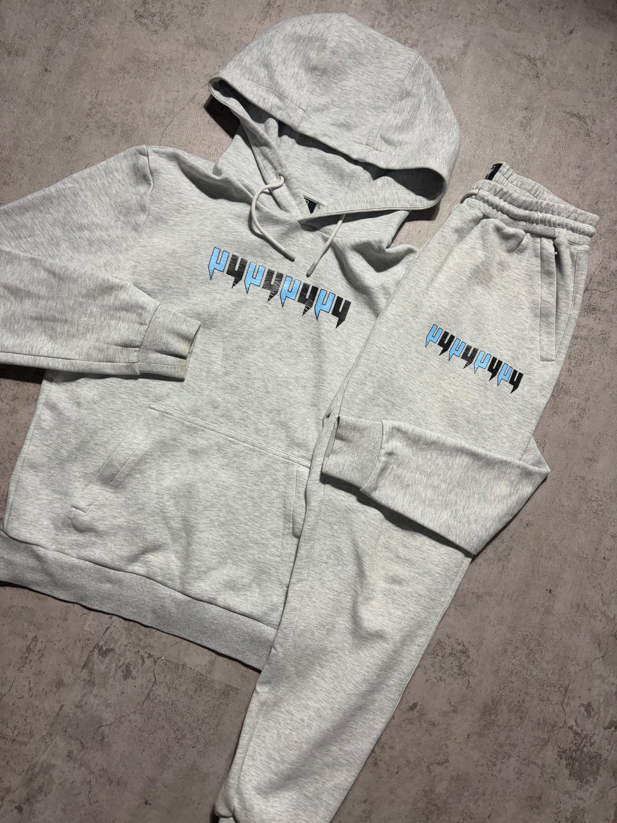 Yelir World Tracksuit Small