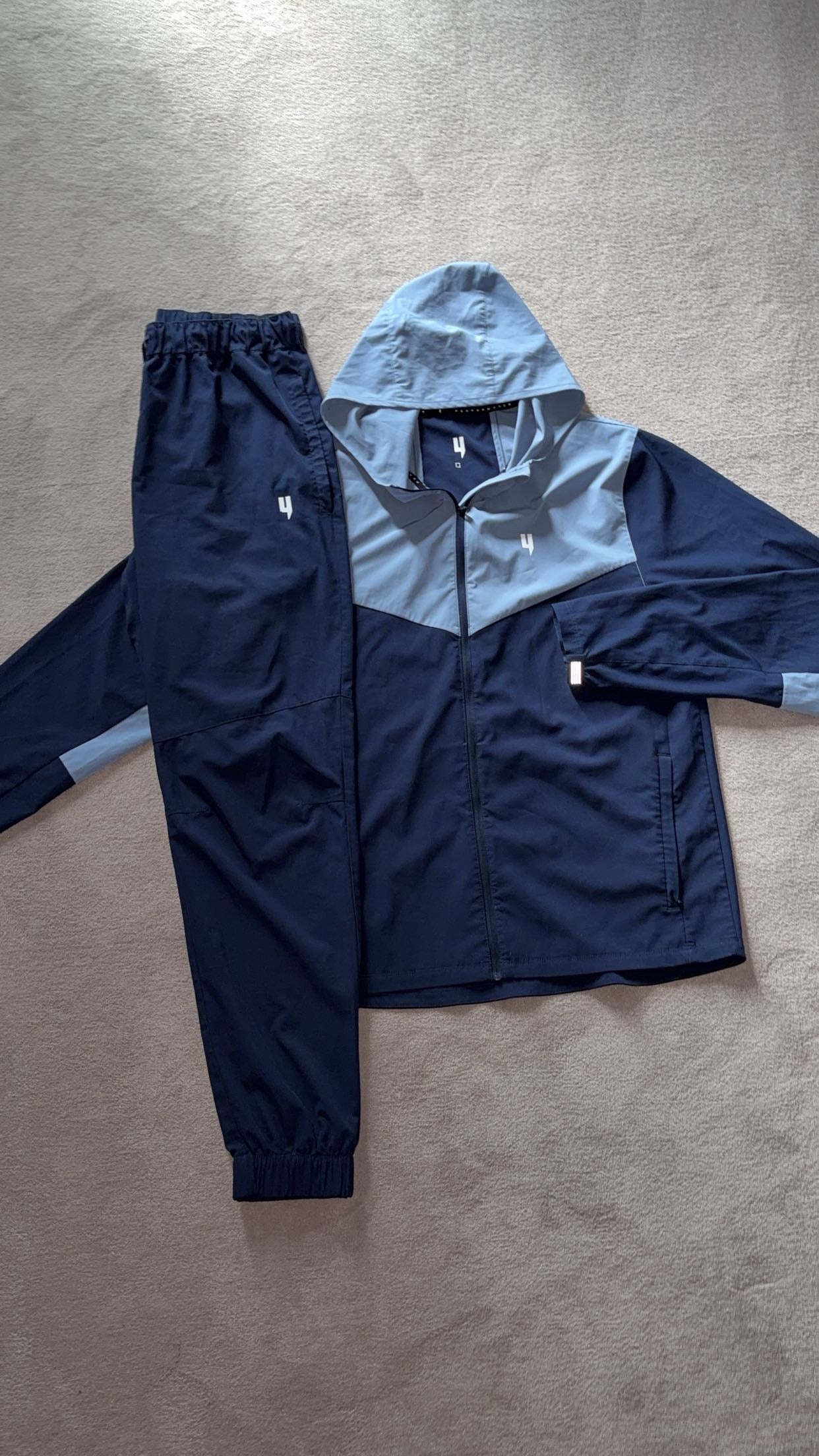 Yelir World Performance Tracksuit