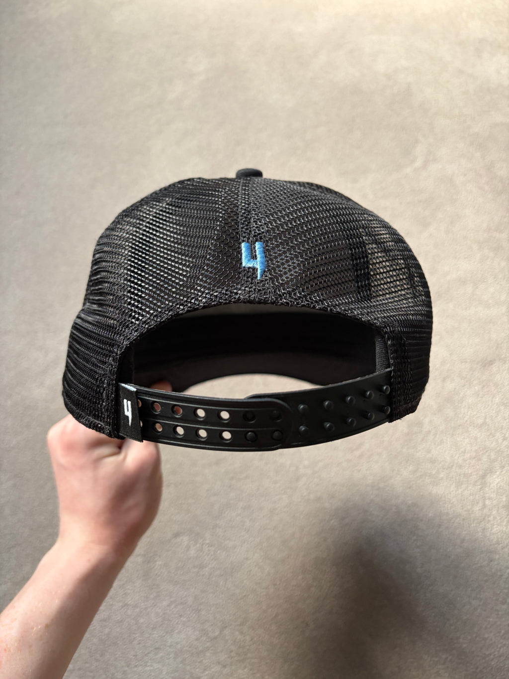 Yelir World Cap