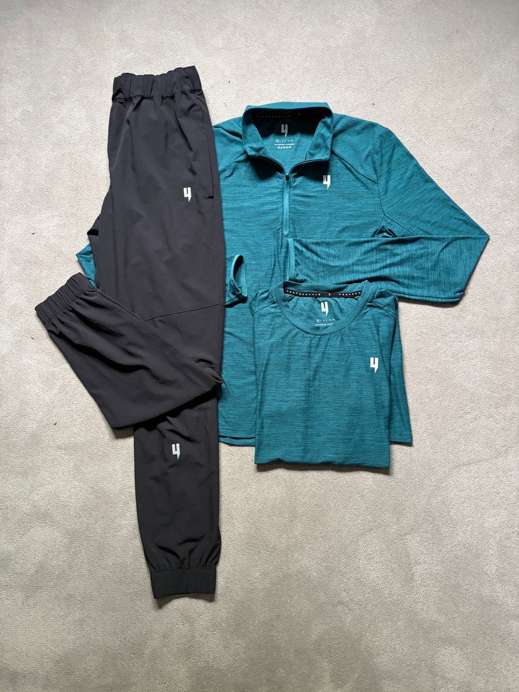 Yelir World Performance 3 Piece Set