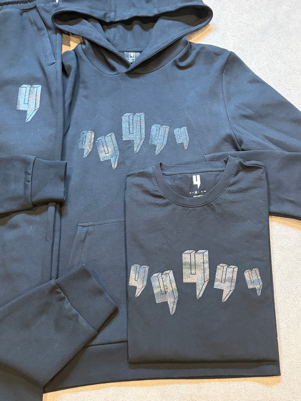Yelir World Crystal Y Tracksuit