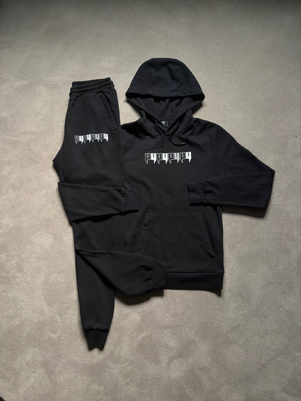 Yelir World Reflective Tracksuit “8Y design”