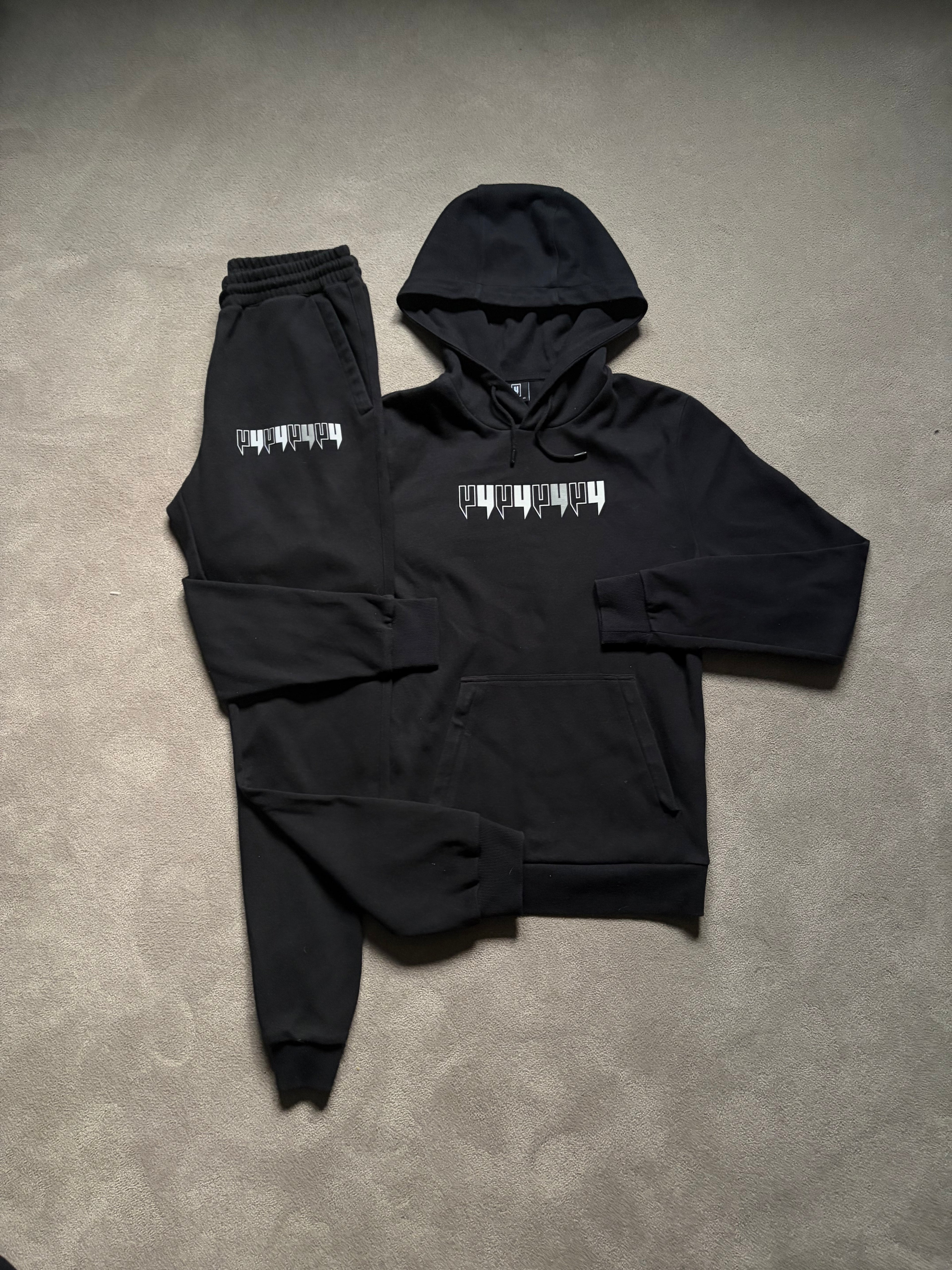 Yelir World Reflective Tracksuit “8Y design”