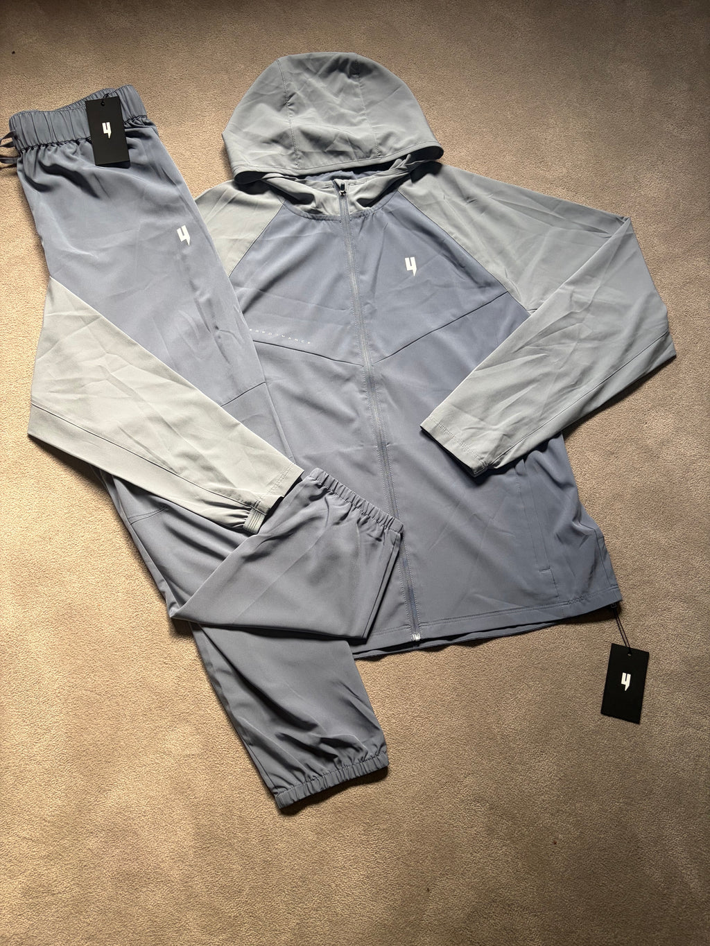 Yelir World Performance Tracksuit