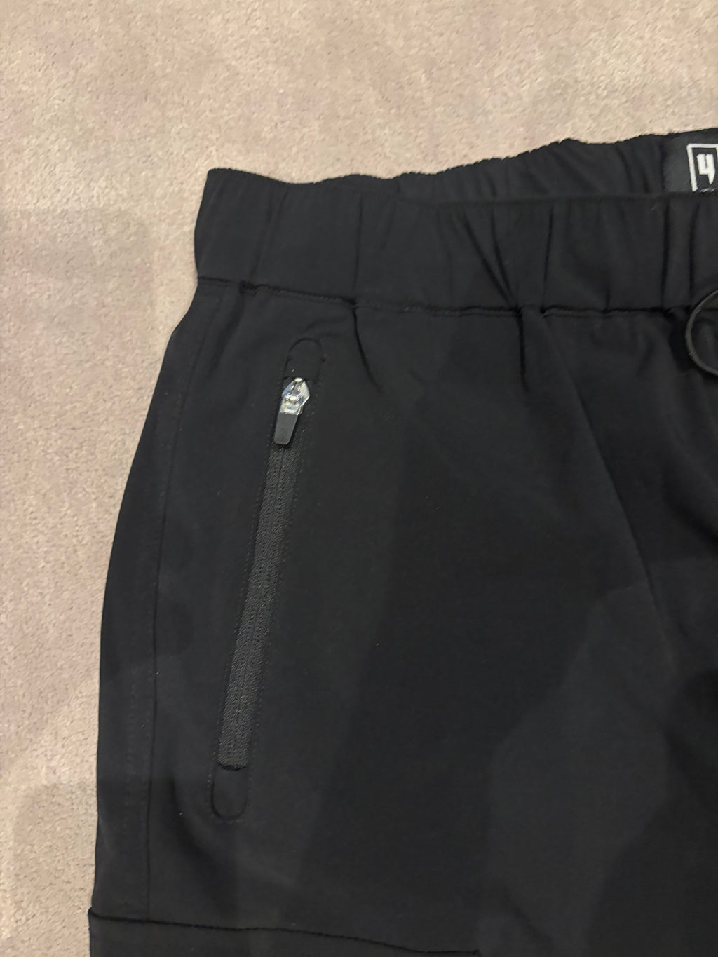Yelir World Tech Shorts