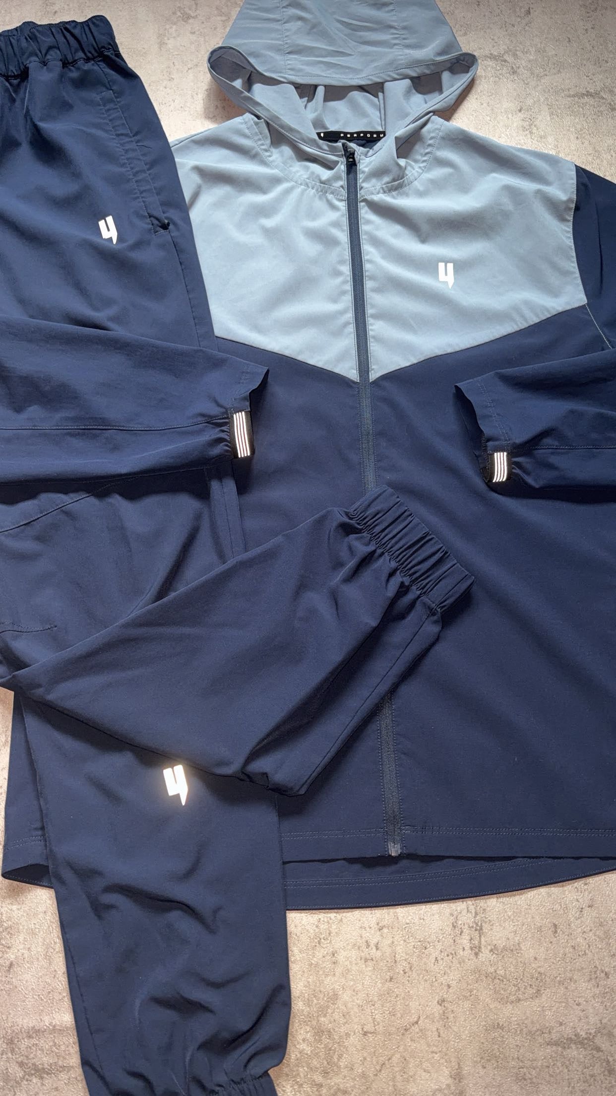 Yelir World Performance Tracksuit