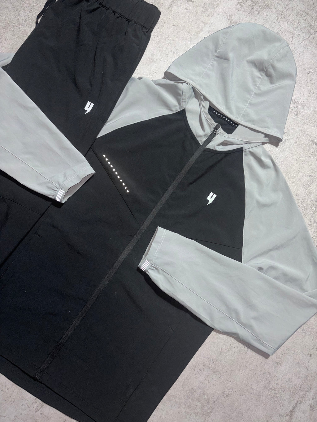 Yelir World Performance Tracksuit Small