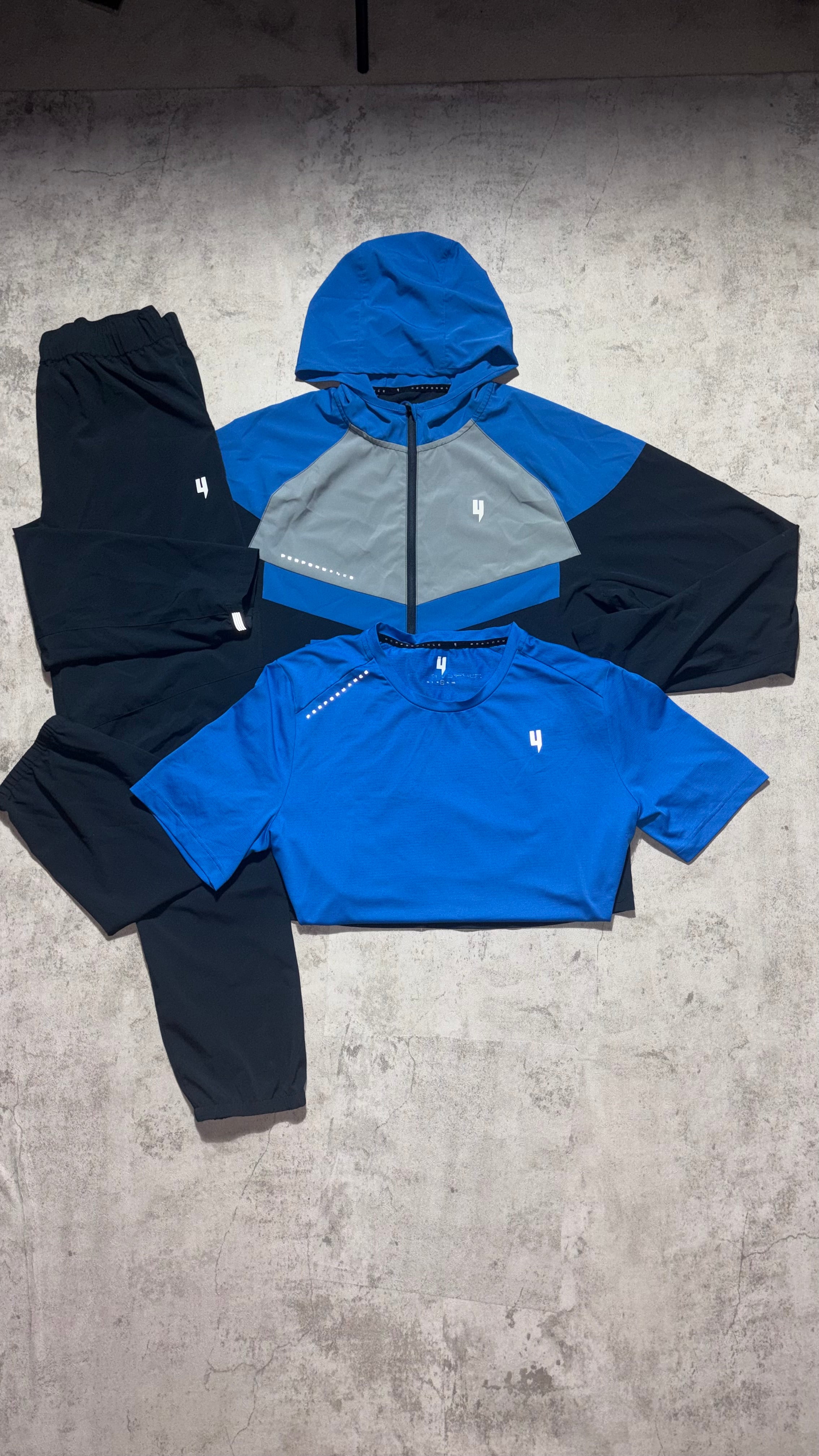 Yelir World 3 Piece Performance Set