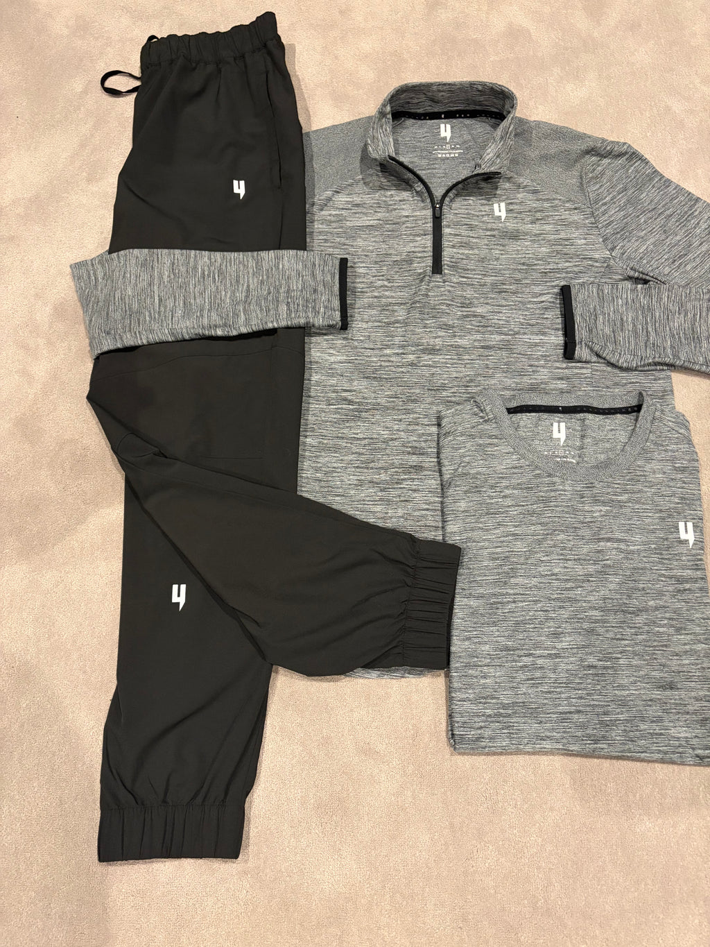 Yelir World 3 Piece Performance Set