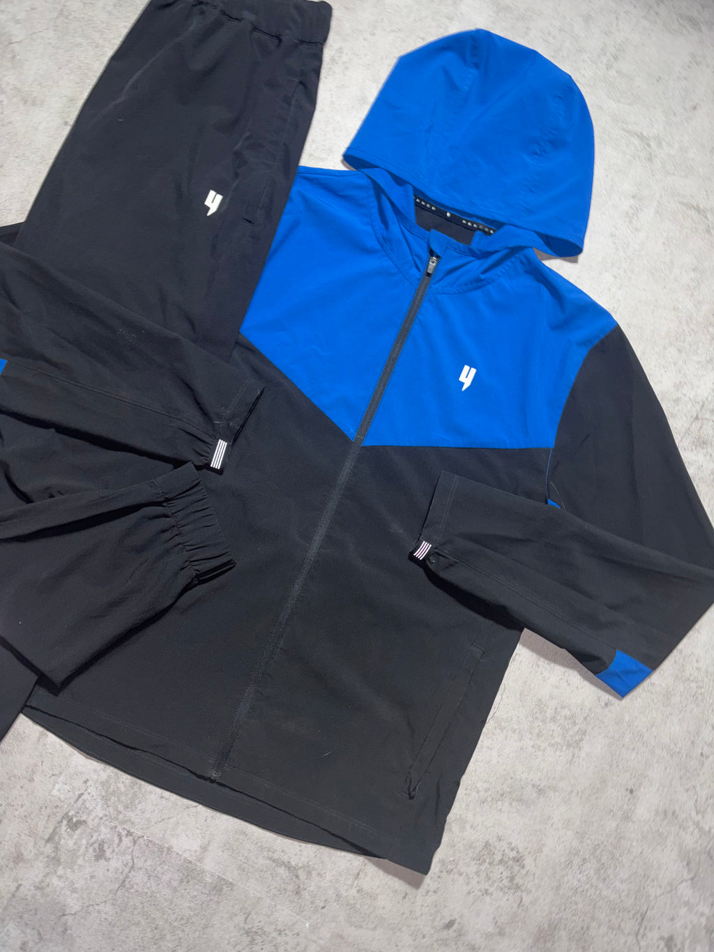 Yelir World Performance Tracksuit