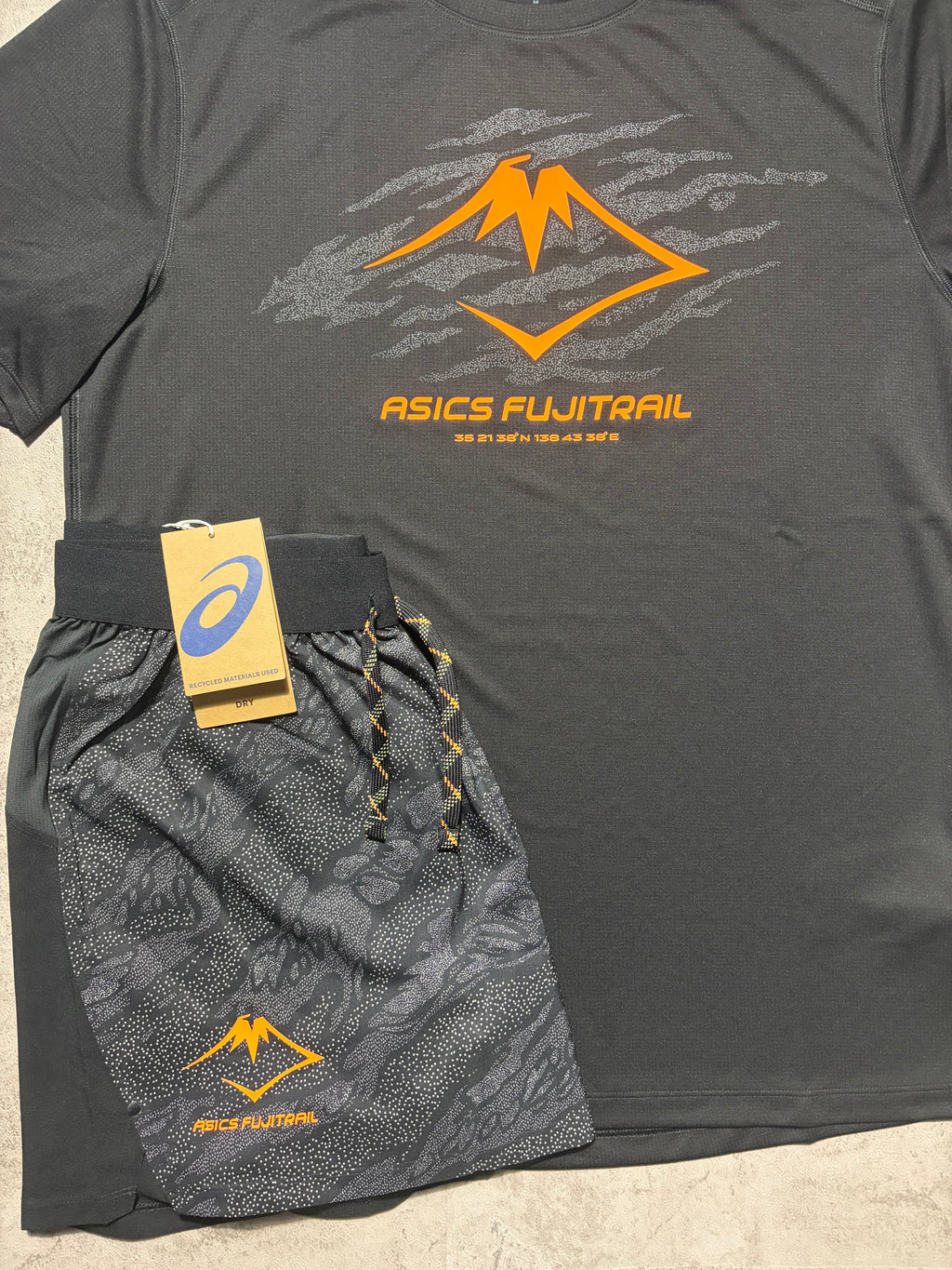 Asics Fuji Trail Activewear Set