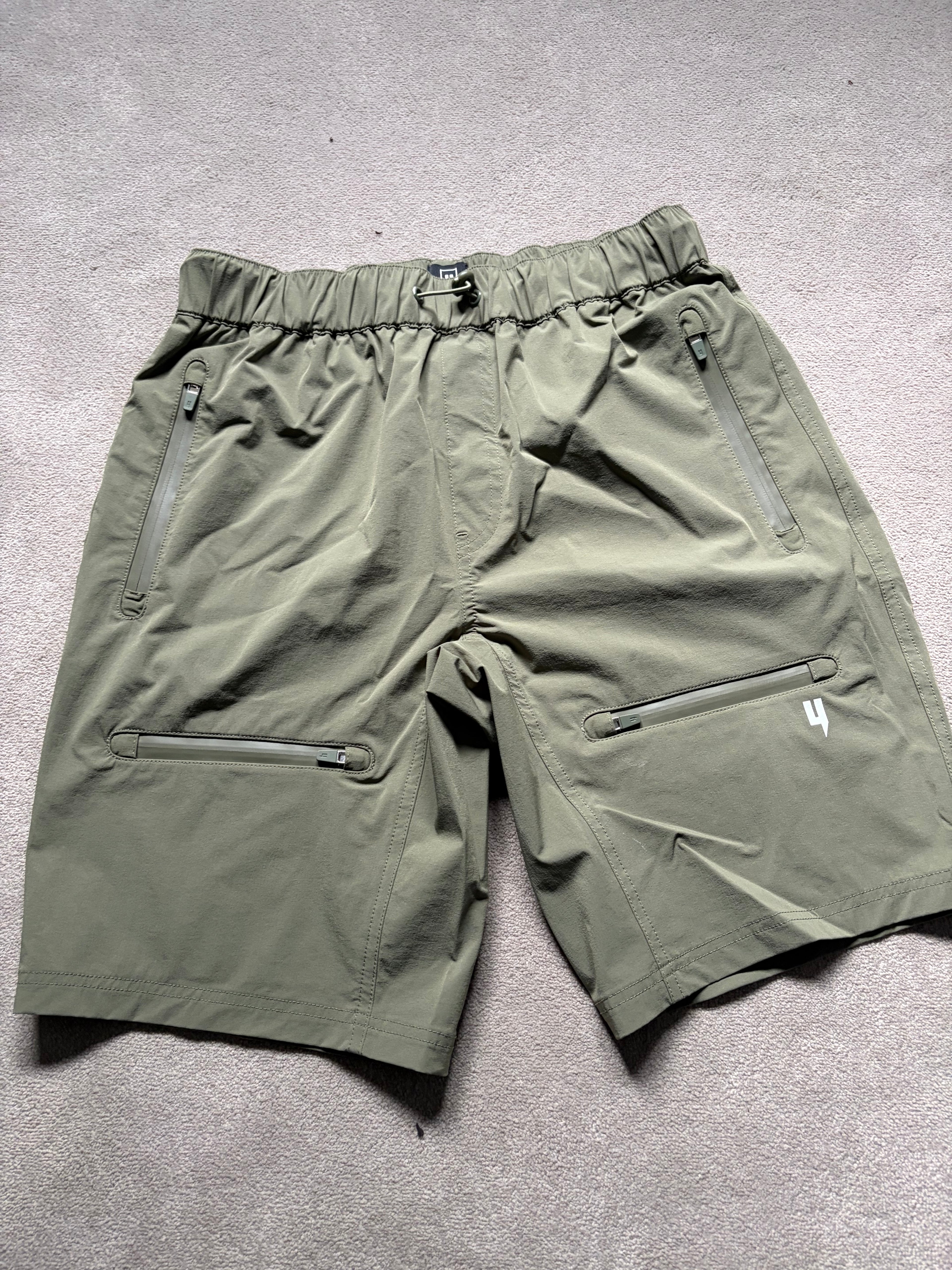Yelir World Tech Combat Shorts