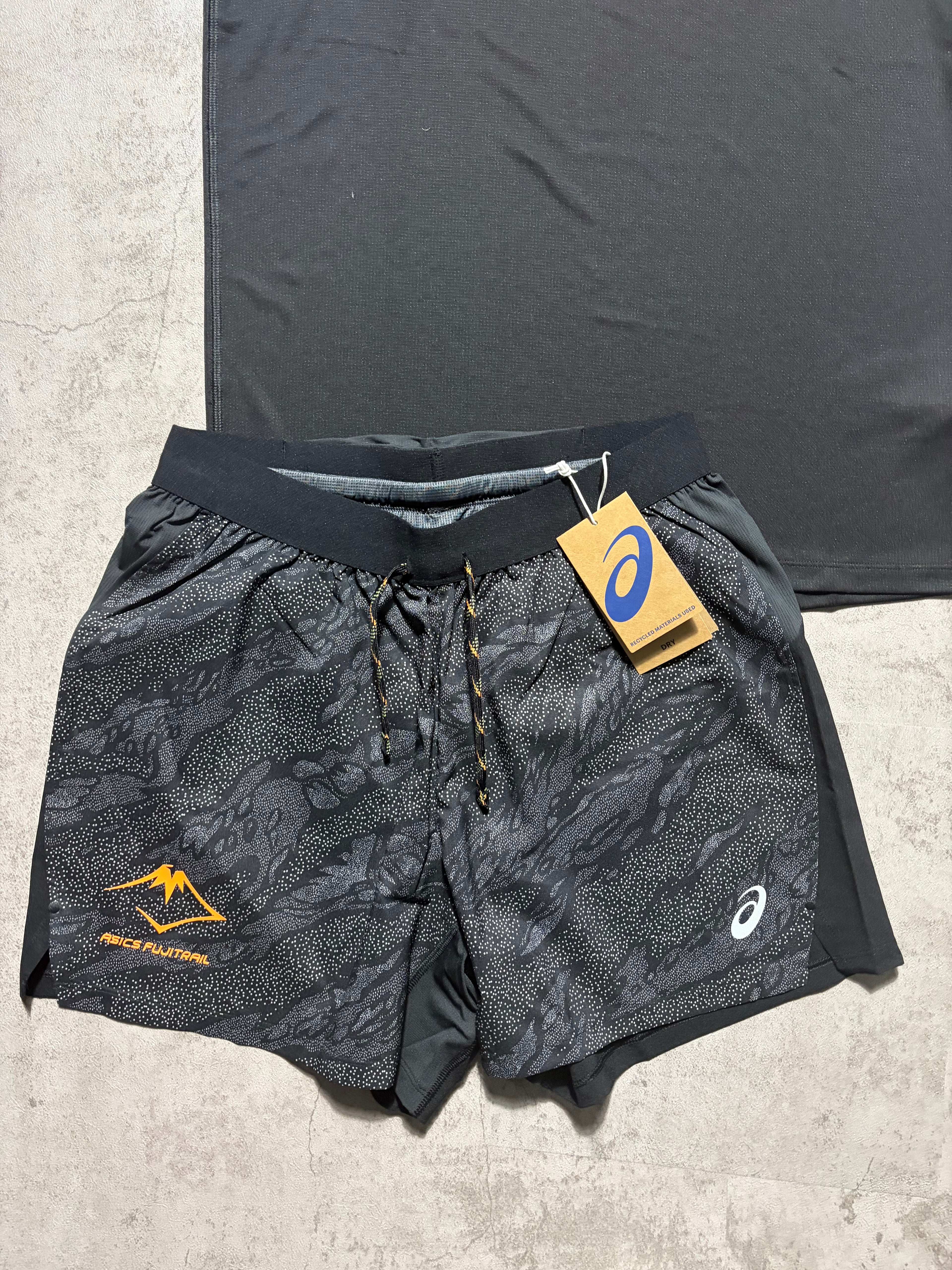 Asics Fuji Trail Activewear Set