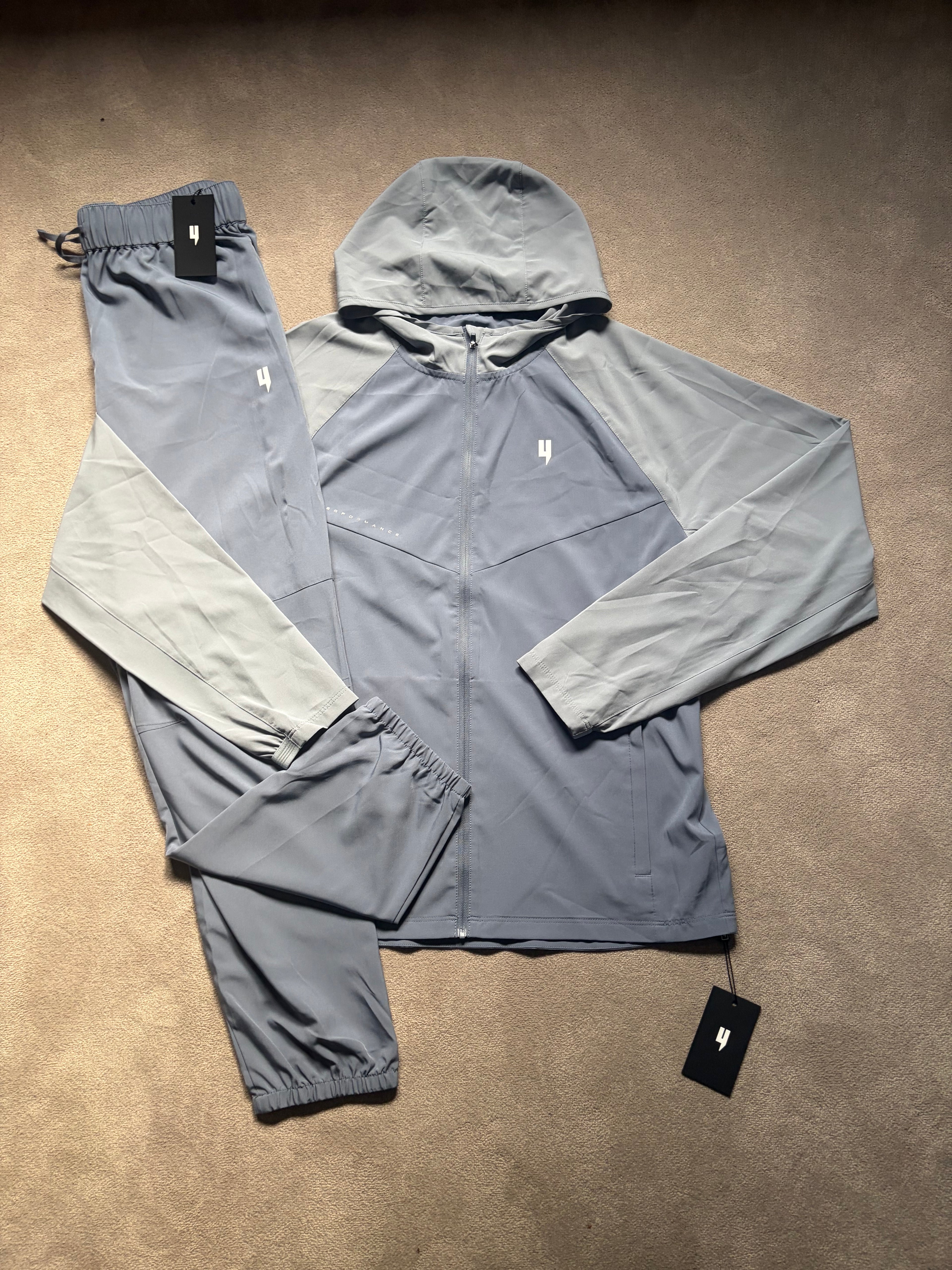 Yelir World Performance Tracksuit