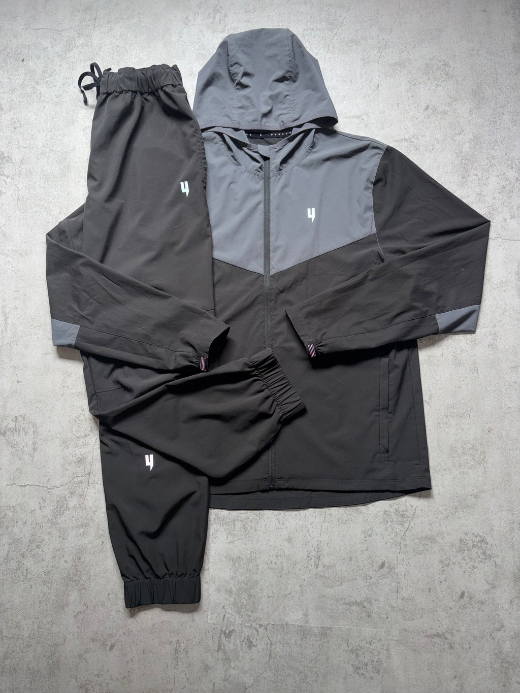 Yelir World Performance Tracksuit Grey Black
