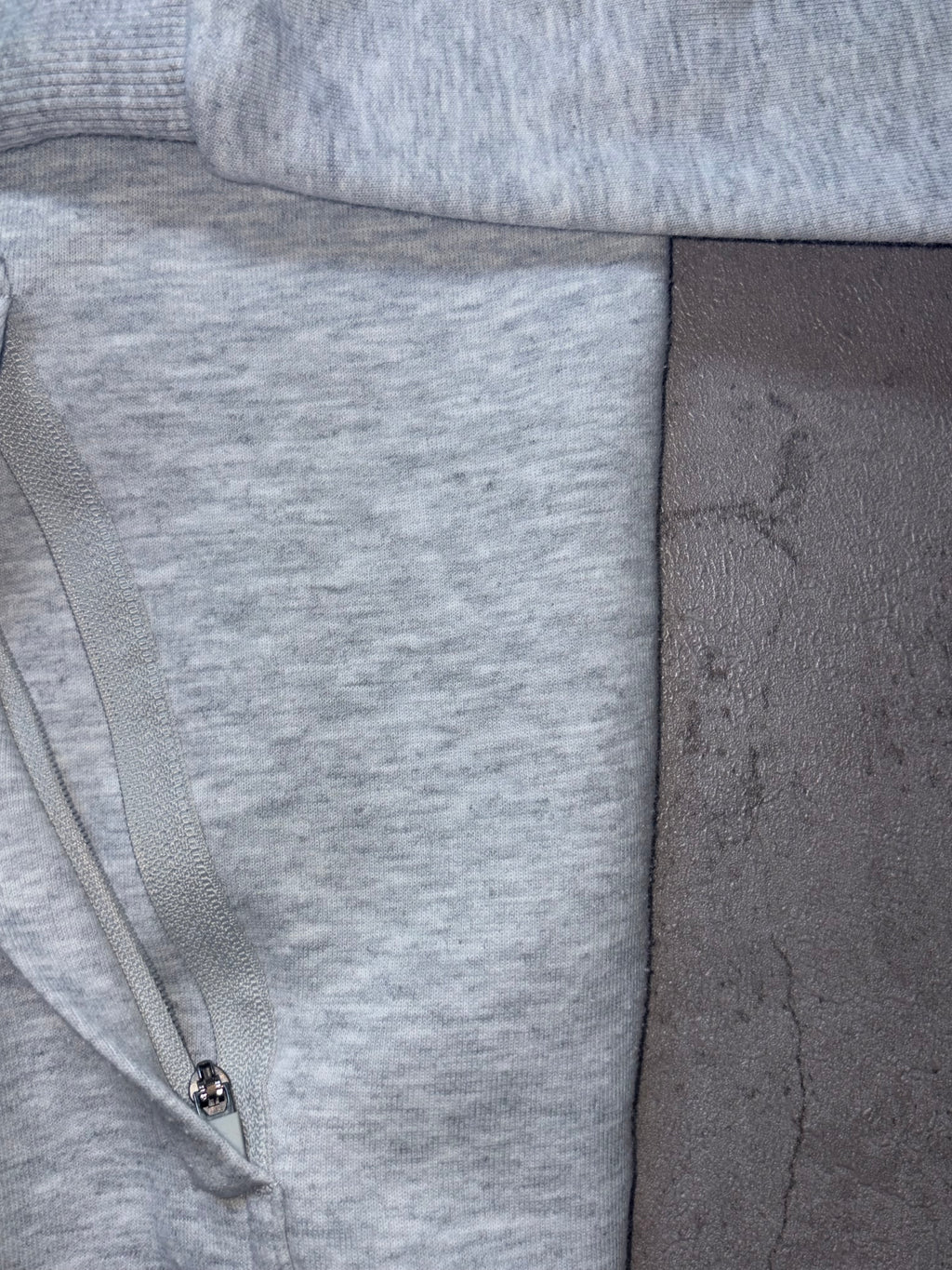 Yelir World Tracksuit Grey Blue