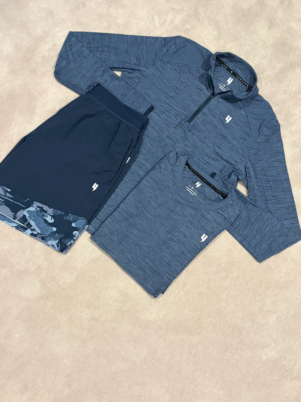 Yelir World Performance 3 Piece Set