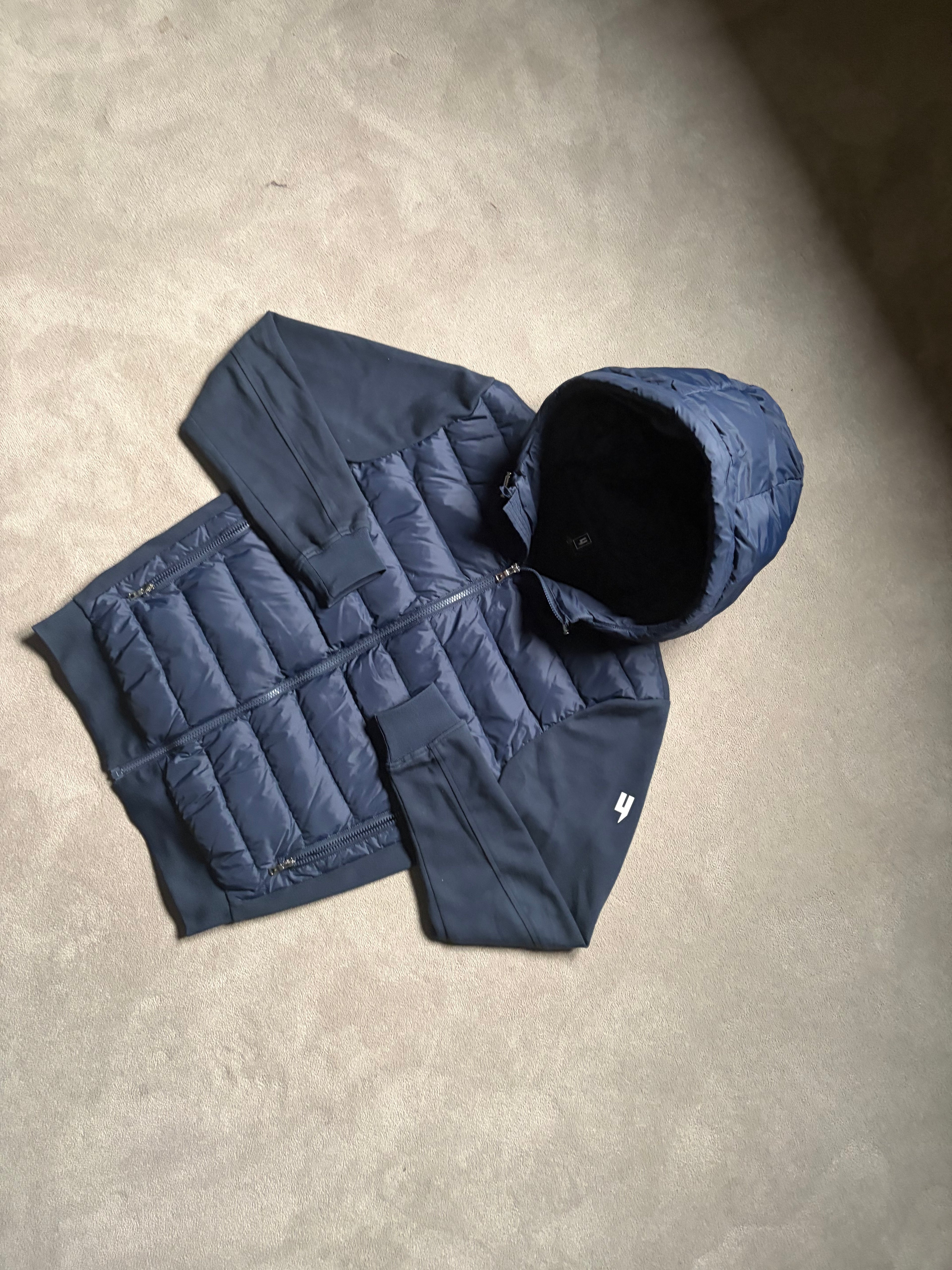 Yelir World Panel Jacket Navy