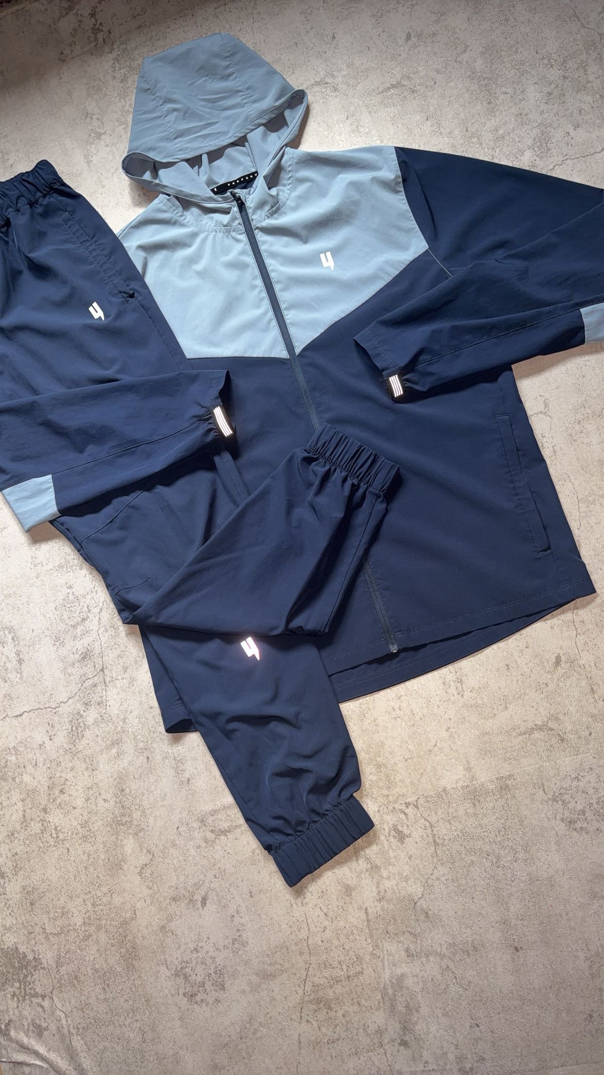Yelir World Performance Tracksuit