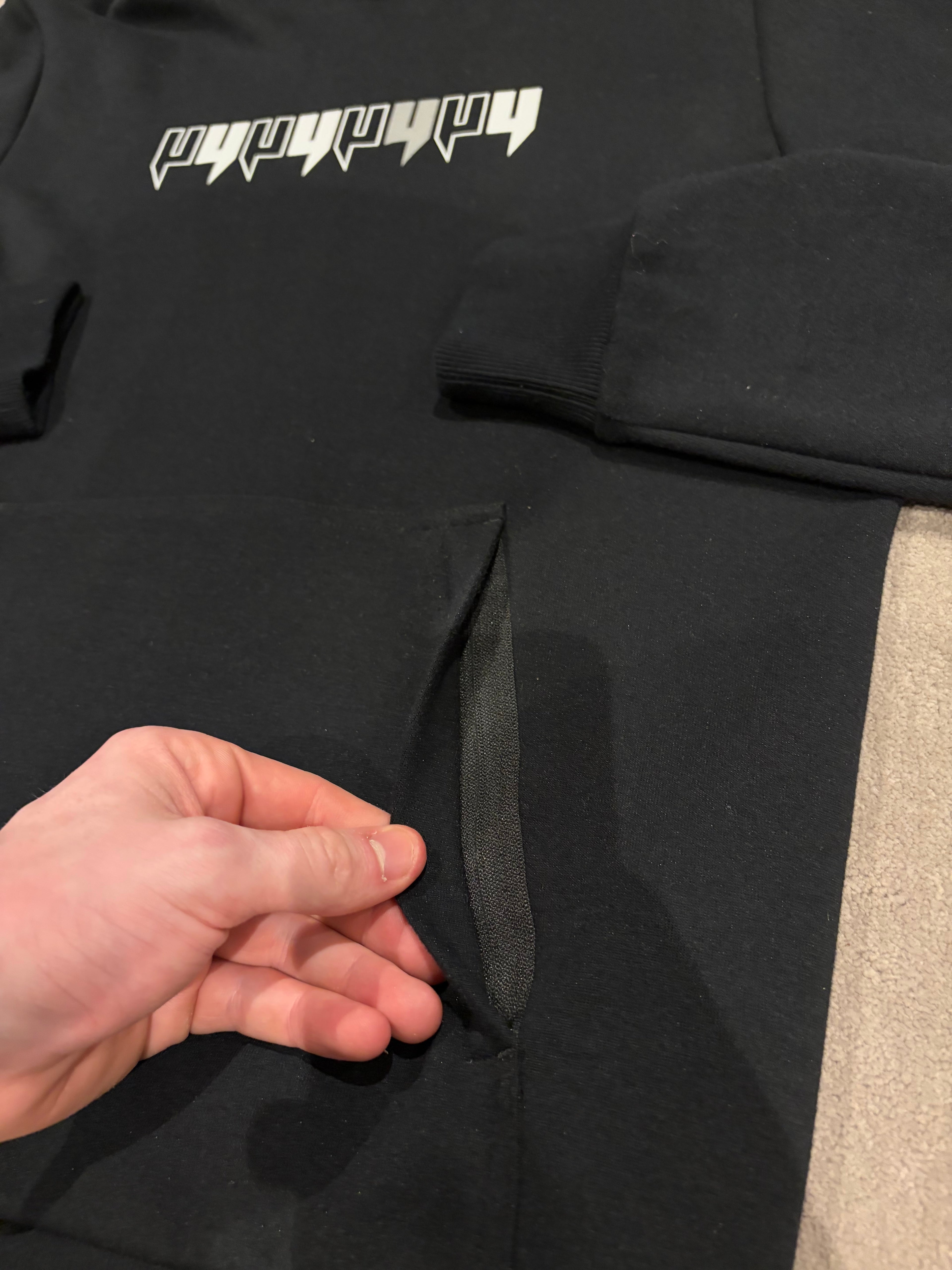 Yelir World Reflective Hoodie “8Y design”