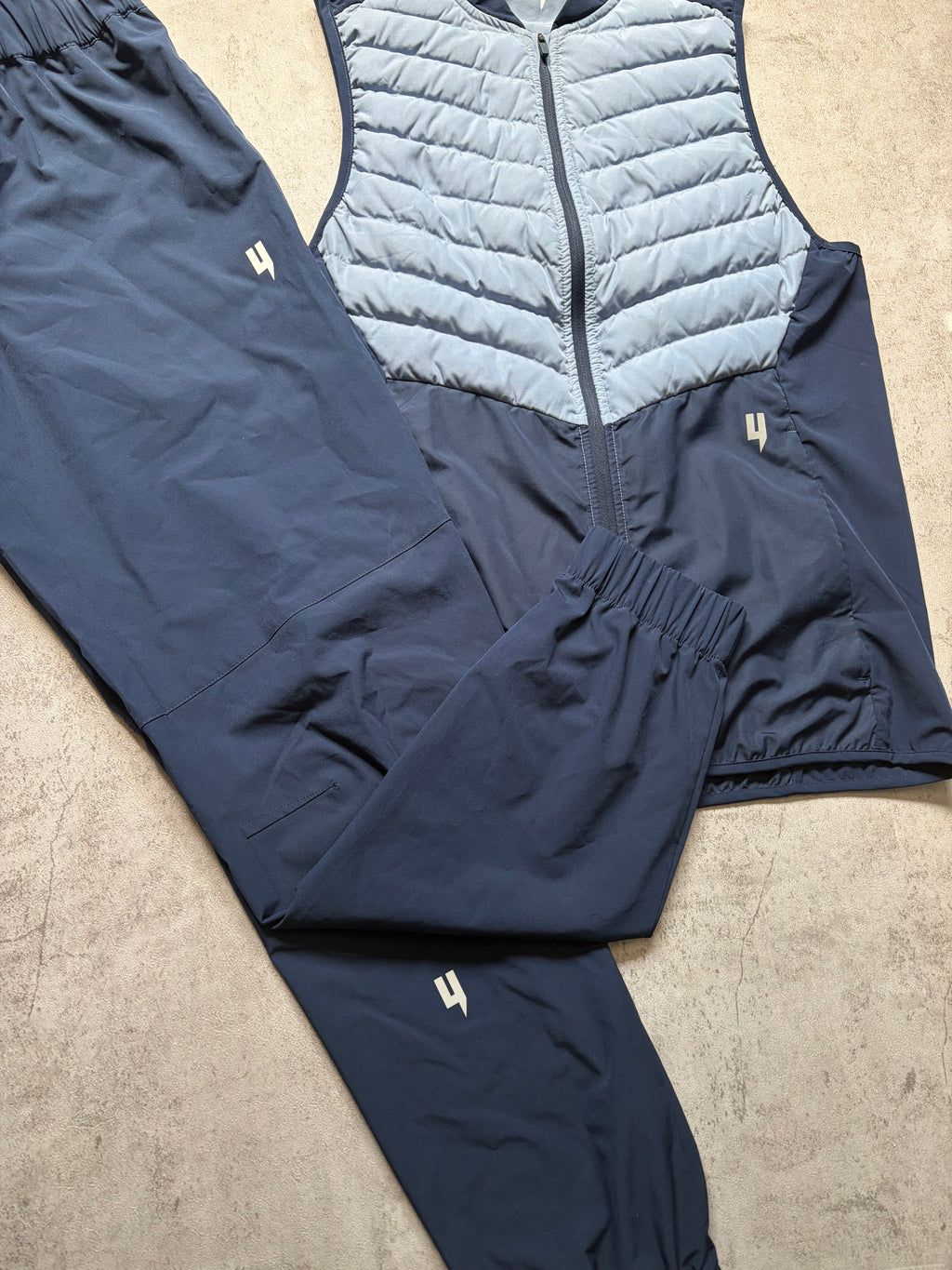 Yelir World Gilet Set