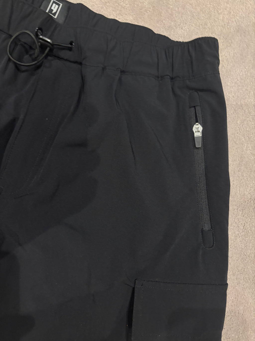 Yelir World Tech Shorts