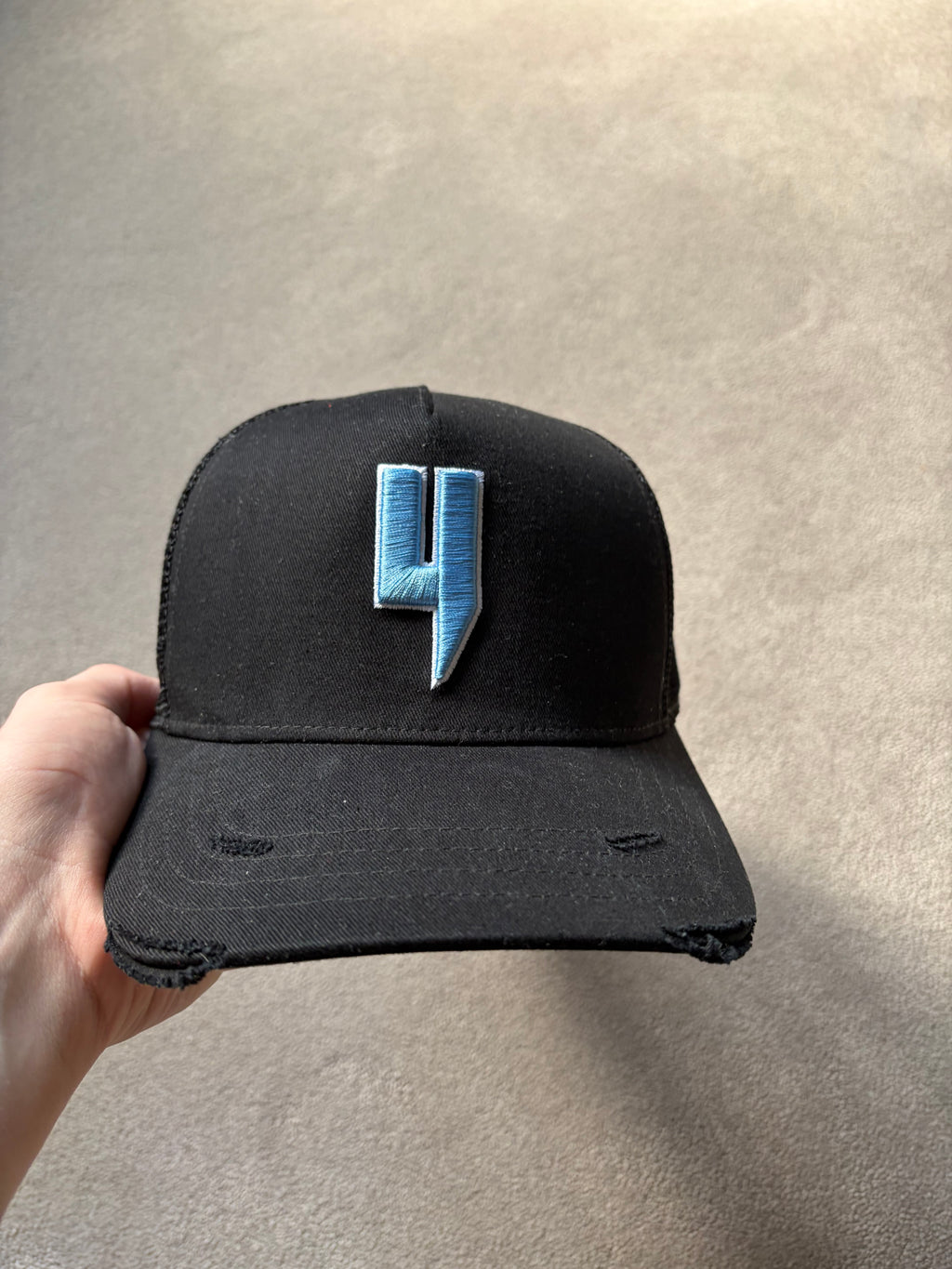 Yelir World Cap