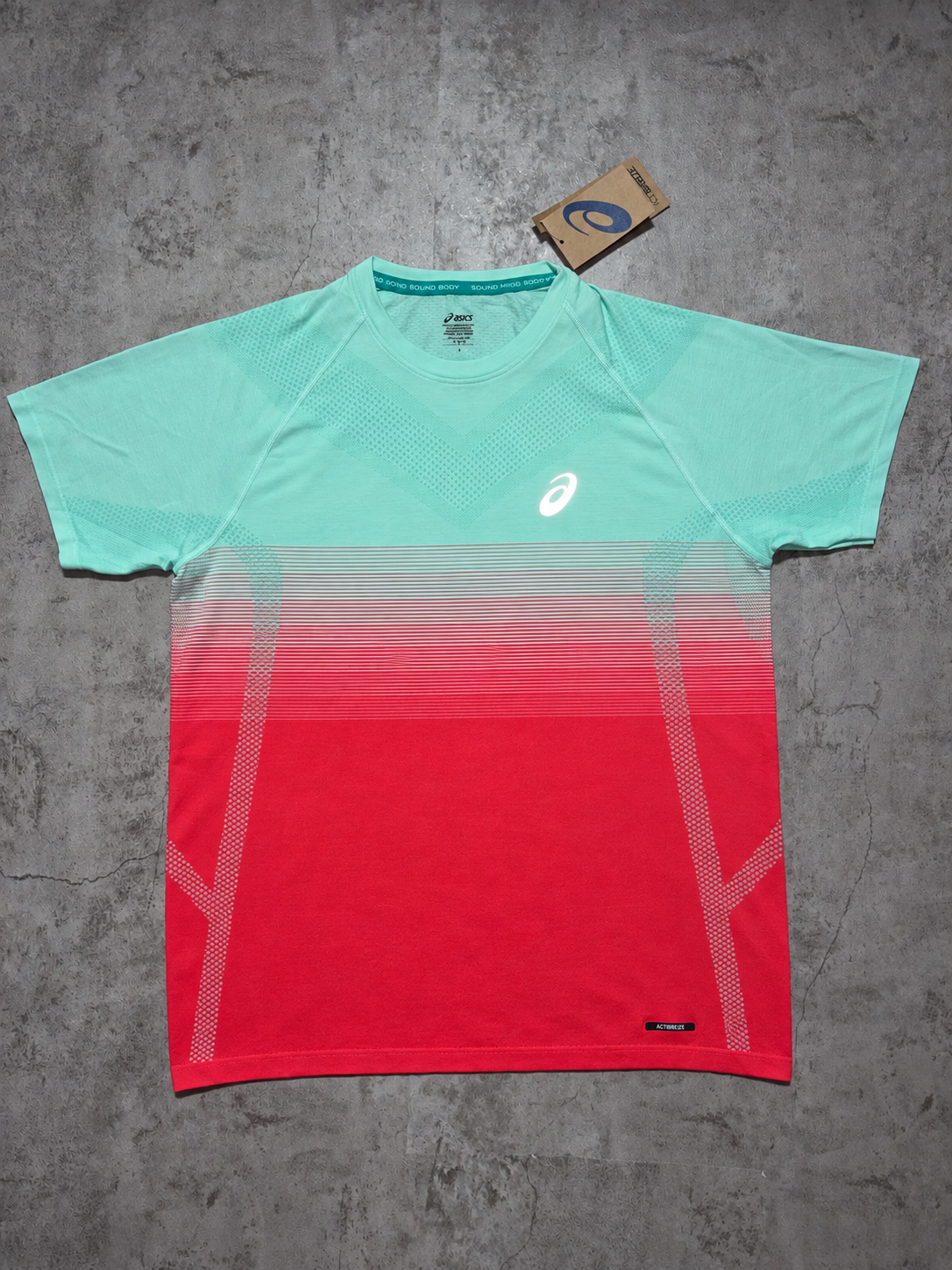 Asics Seamless Top Size Large